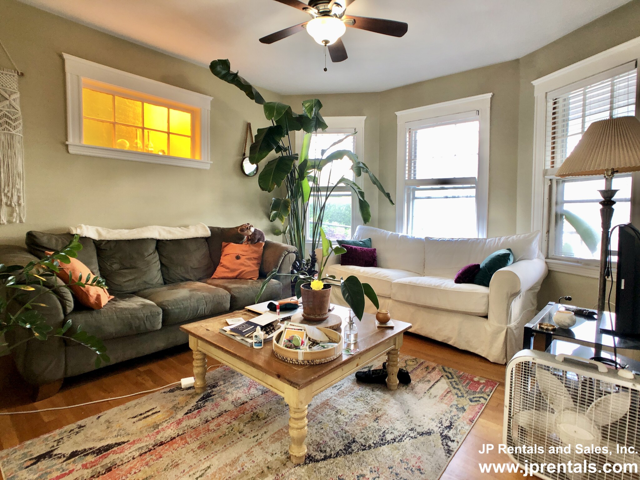 90 Forest Hills St, Jamaica Plain