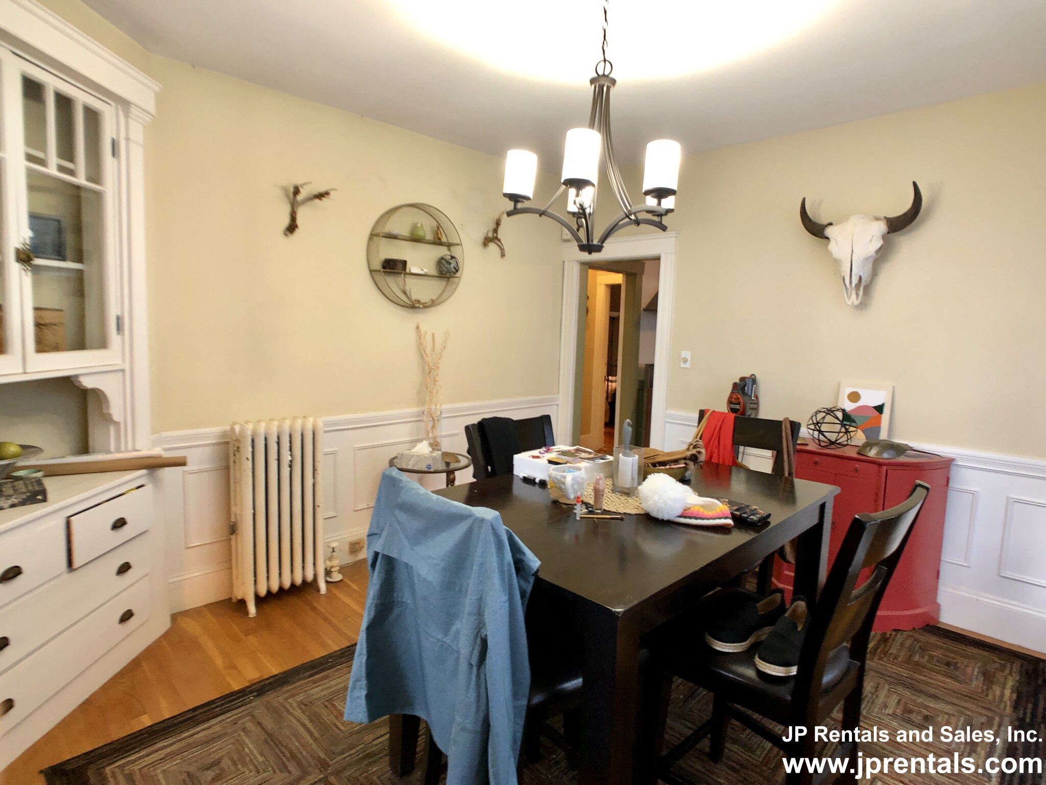 90 Forest Hills St, Jamaica Plain