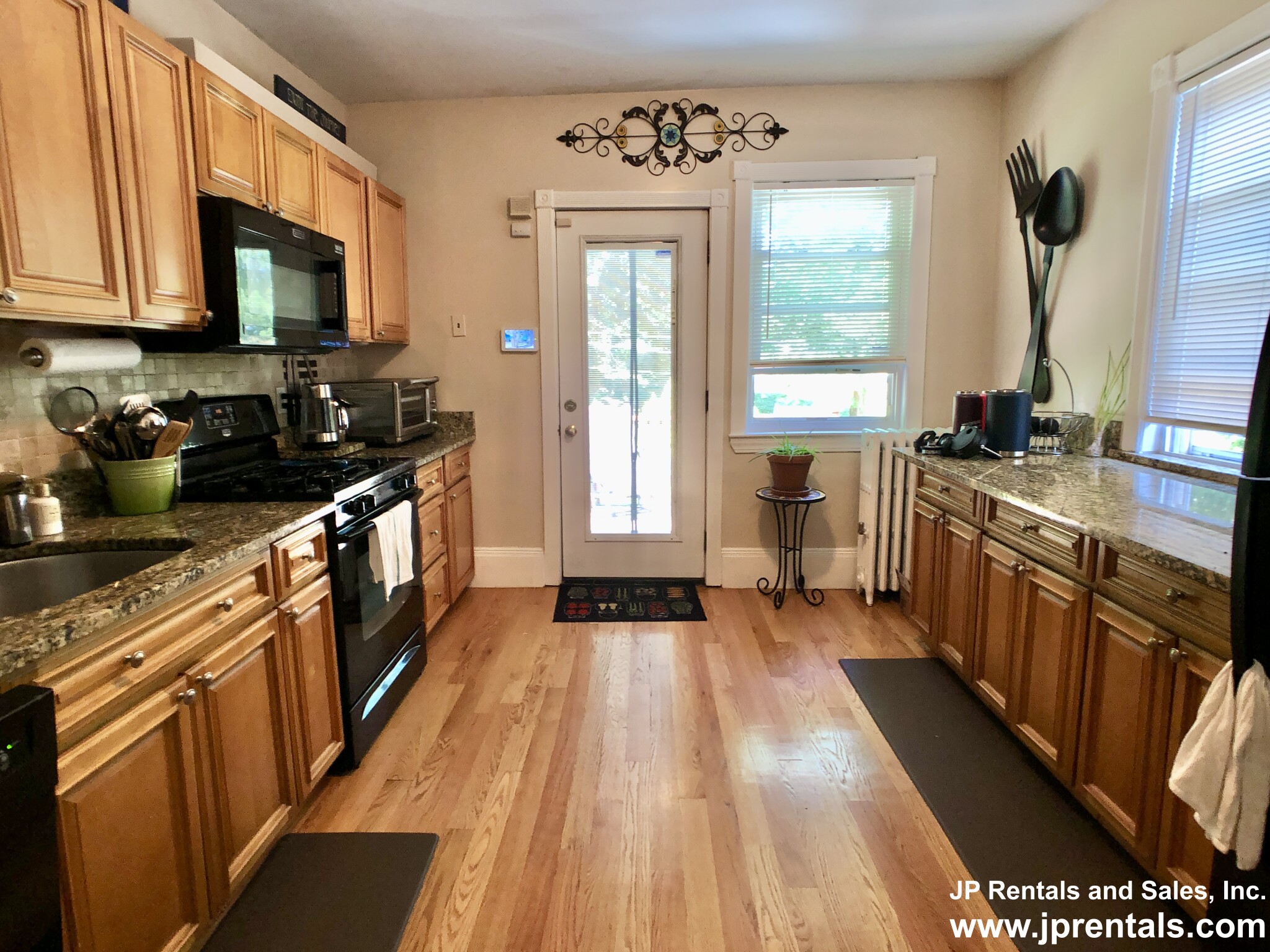 235 Amory St, Jamaica Plain