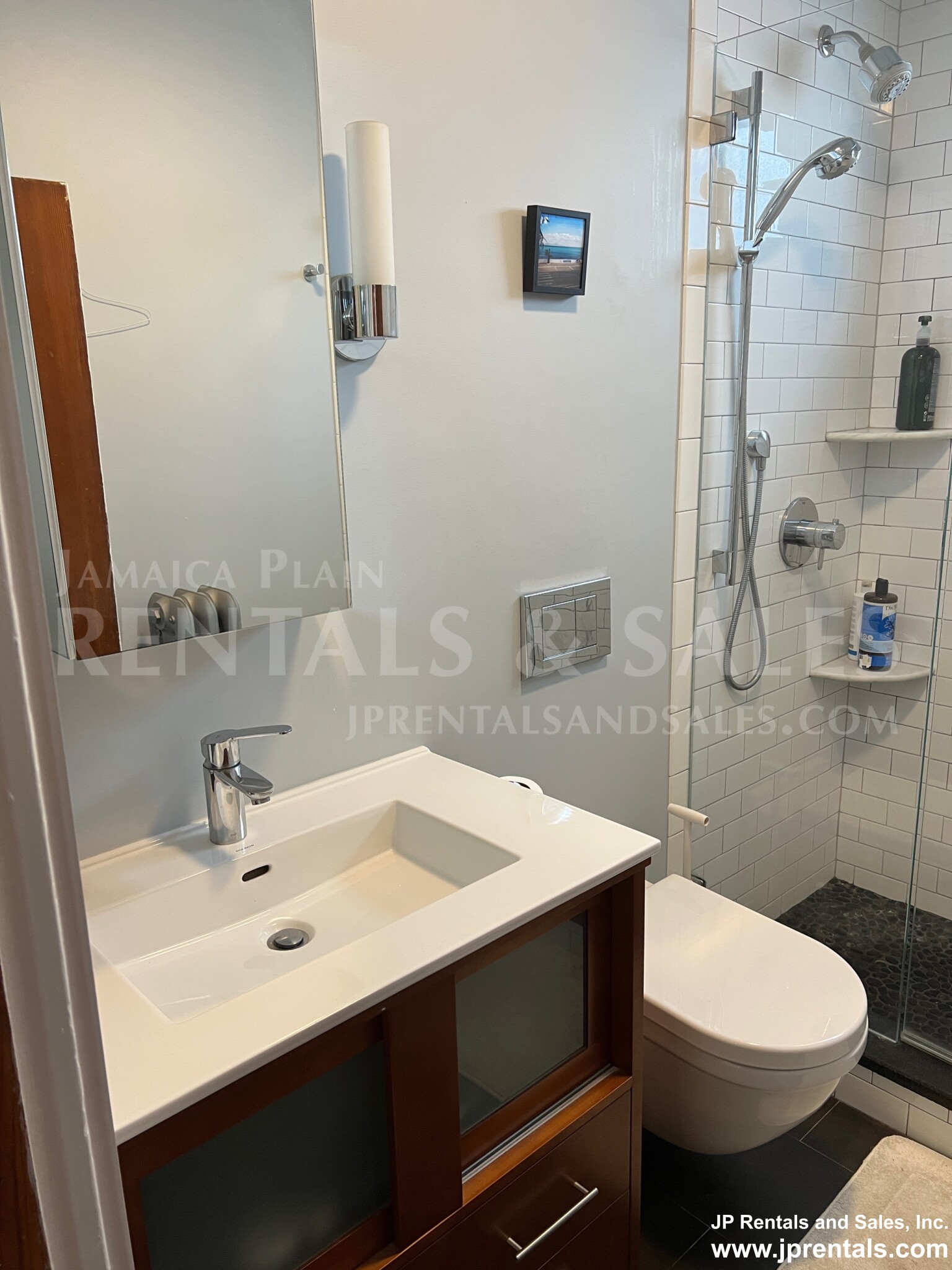 97 Rossmore Rd, Jamaica Plain