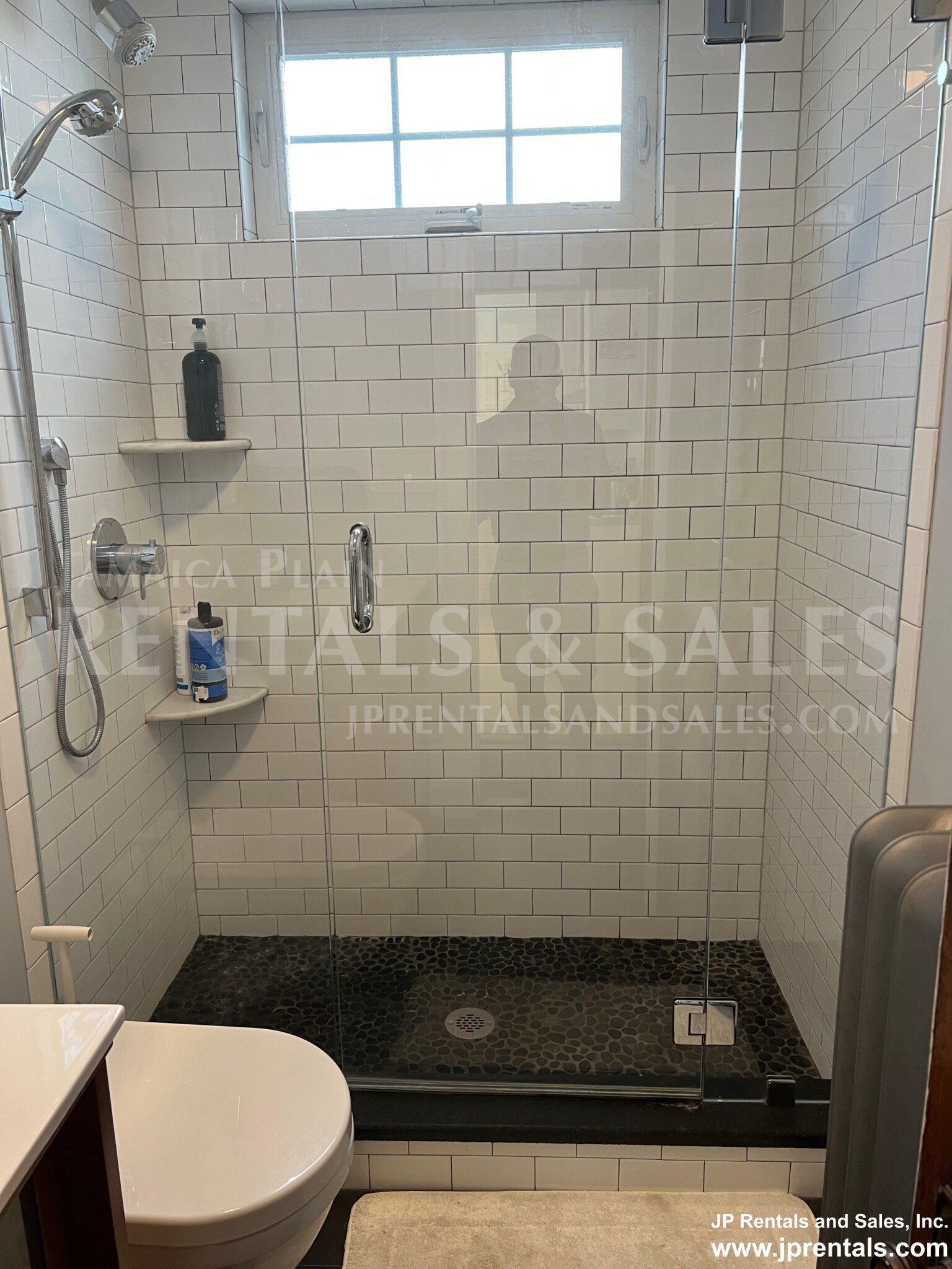 97 Rossmore Rd, Jamaica Plain