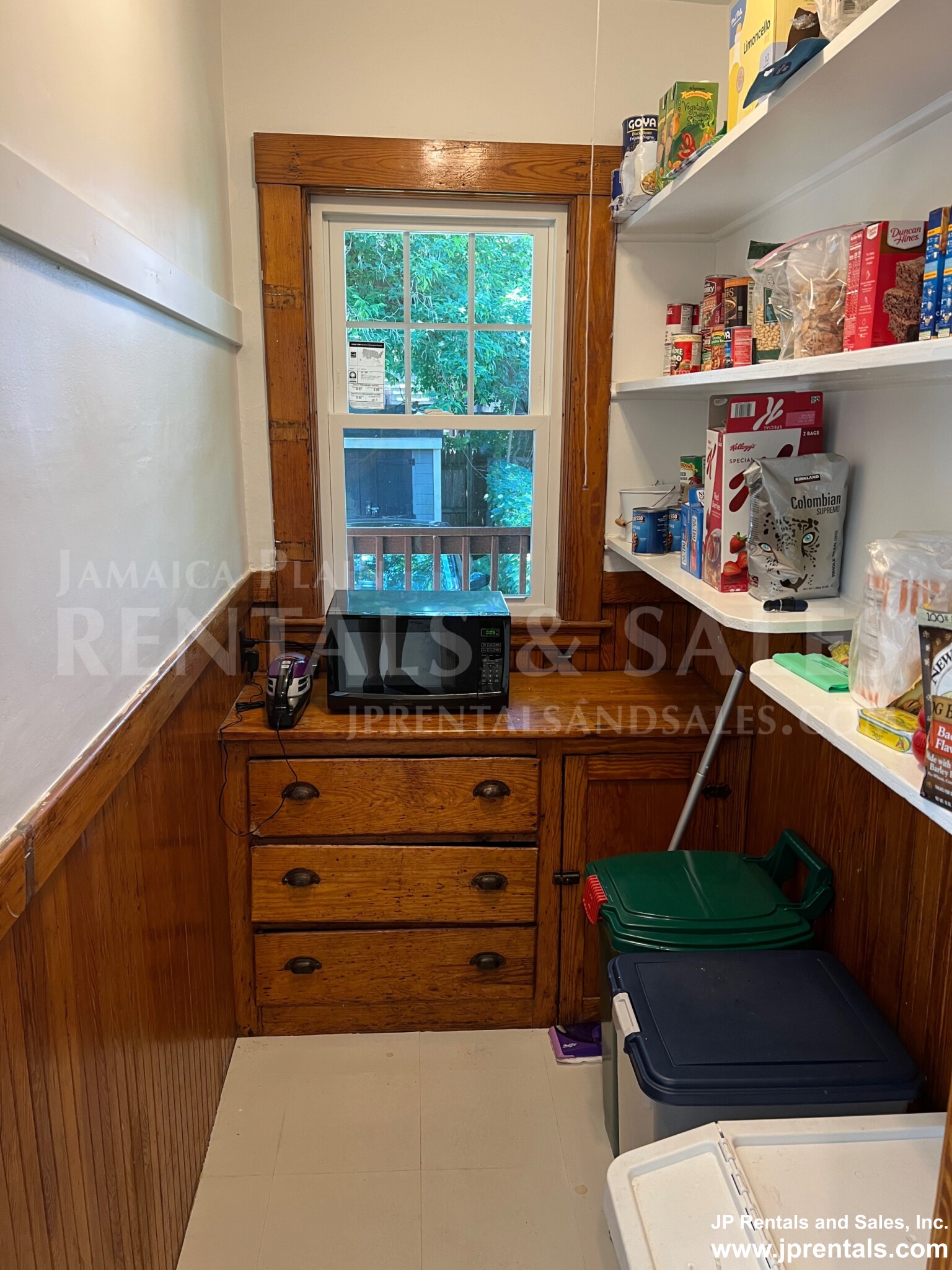 97 Rossmore Rd, Jamaica Plain