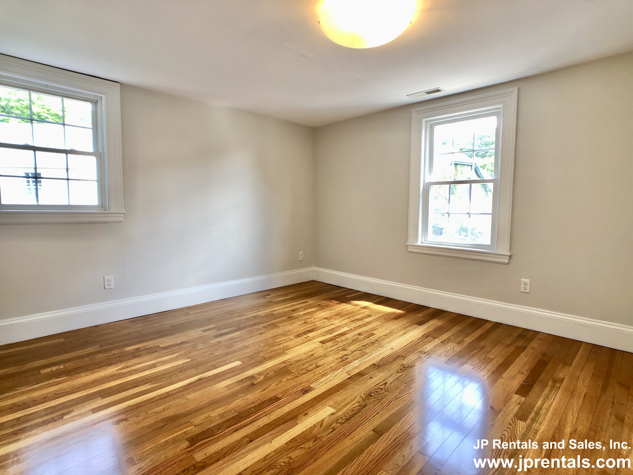 285 Wachusett St, Jamaica Plain