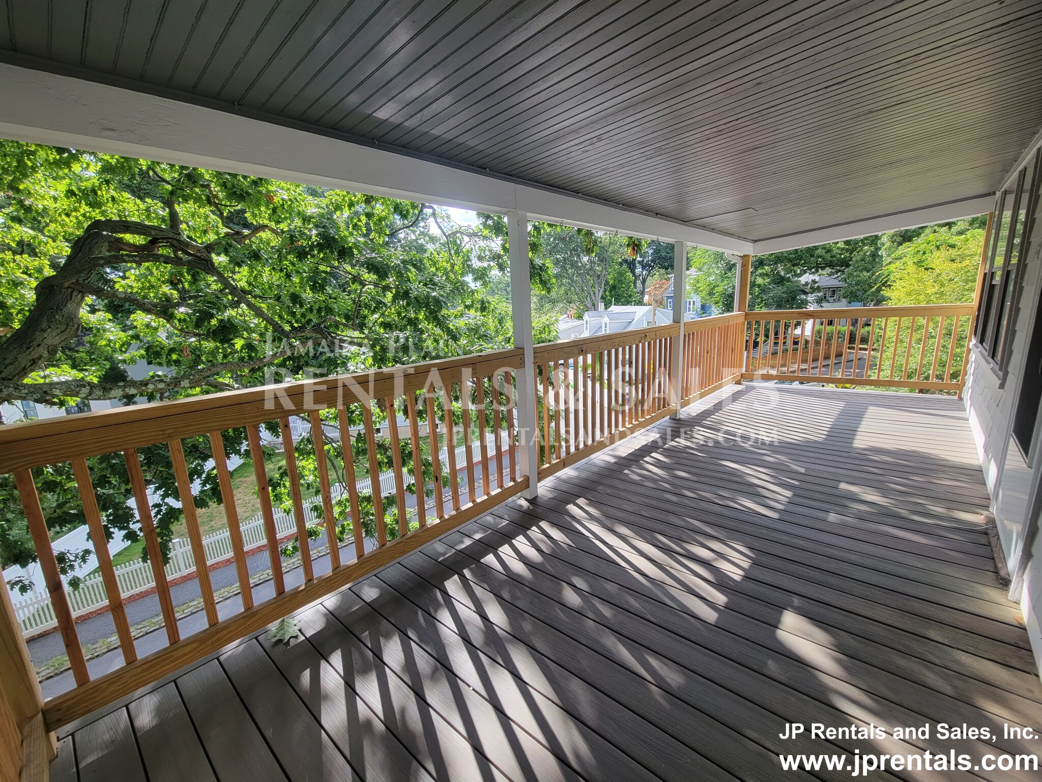 108 Bourne St, Jamaica Plain