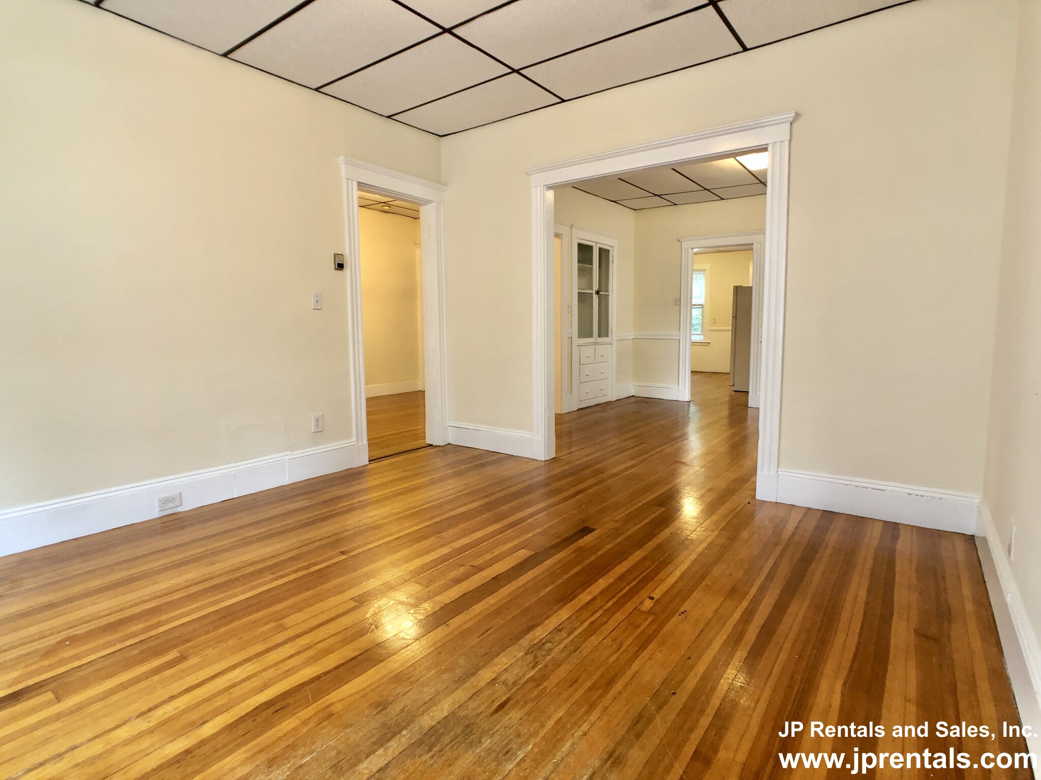 64 Parkton Rd, Jamaica Plain