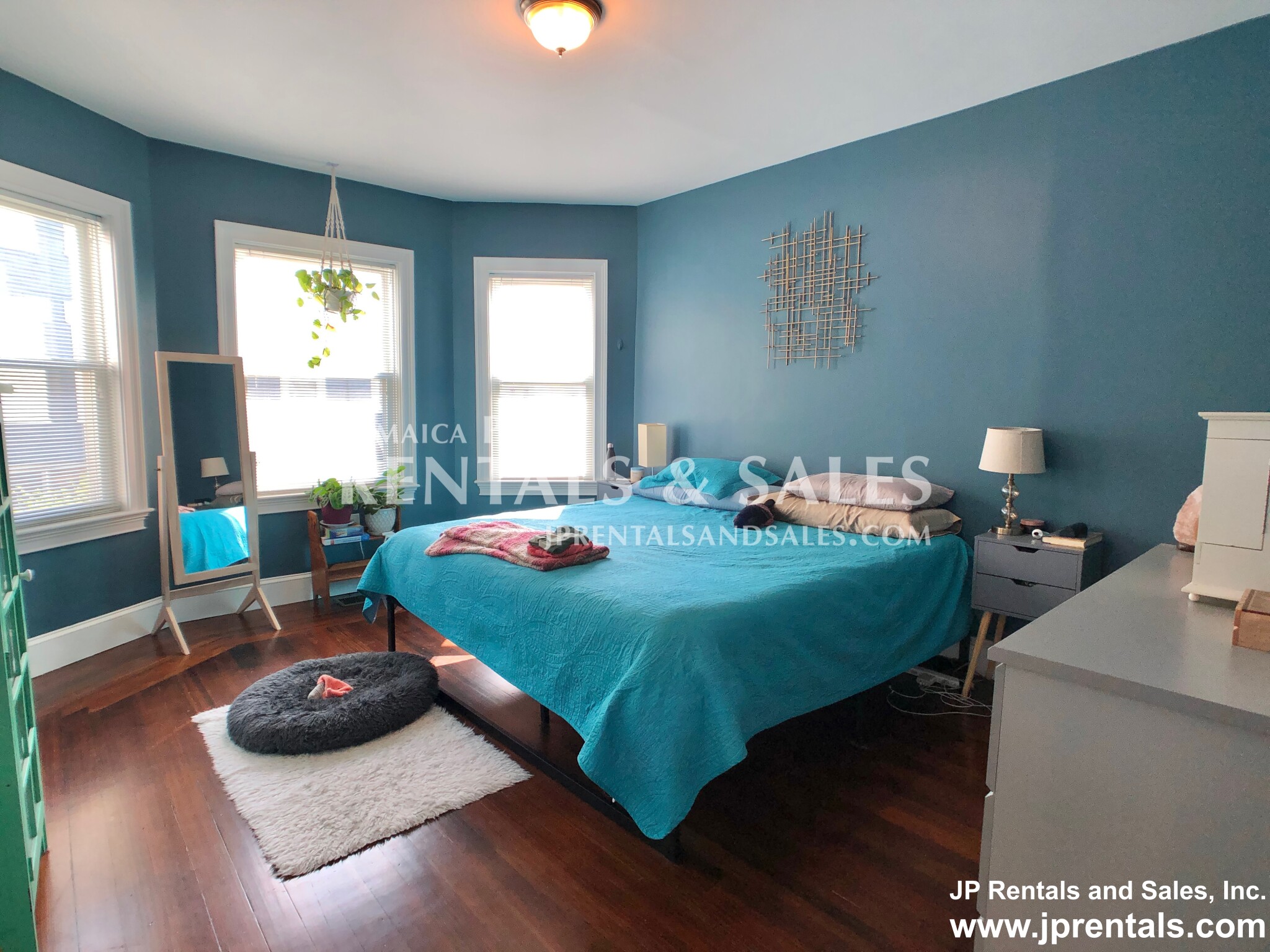 53 Wenham St, Jamaica Plain