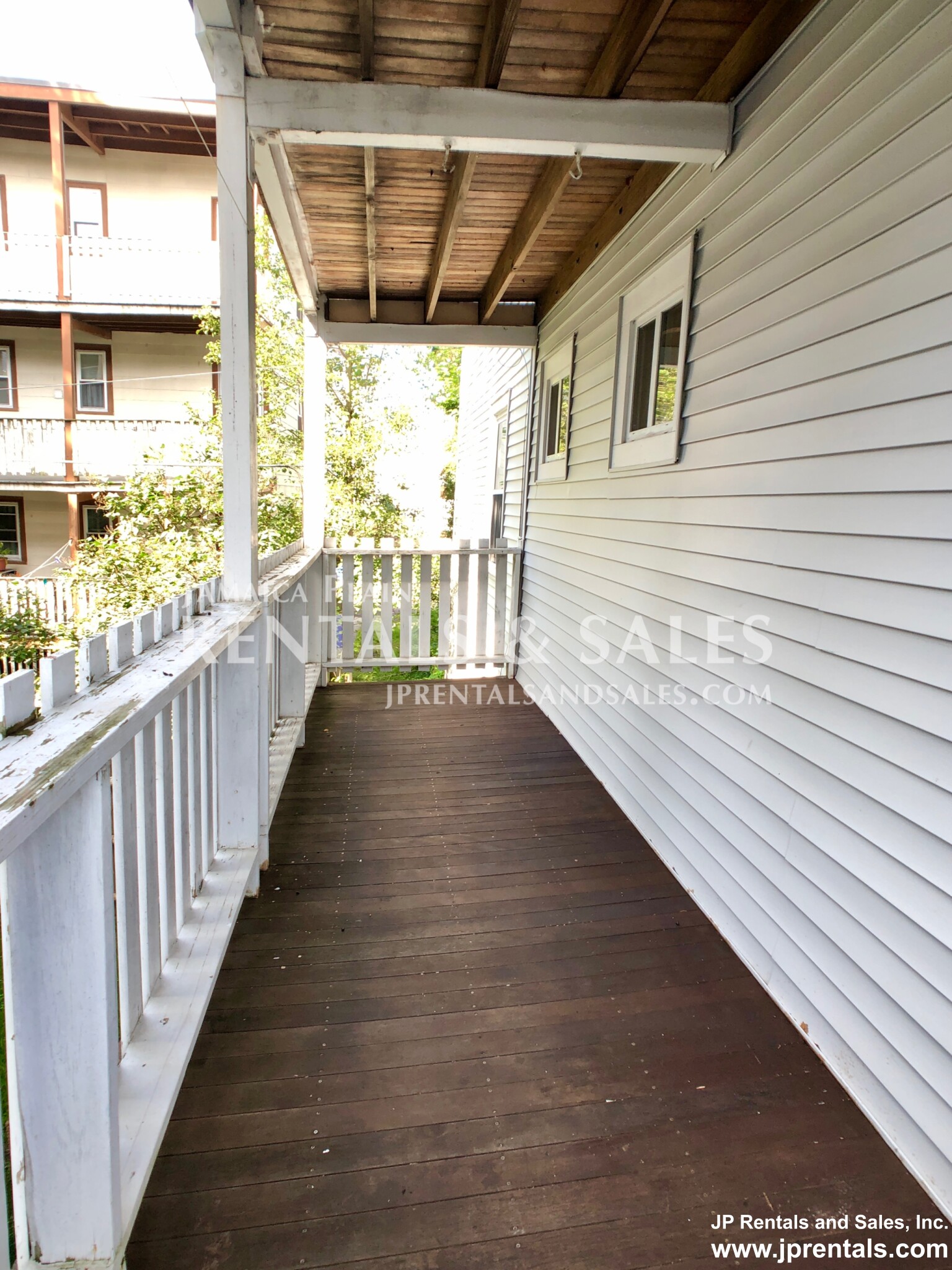 44 Parkton Rd, Jamaica Plain