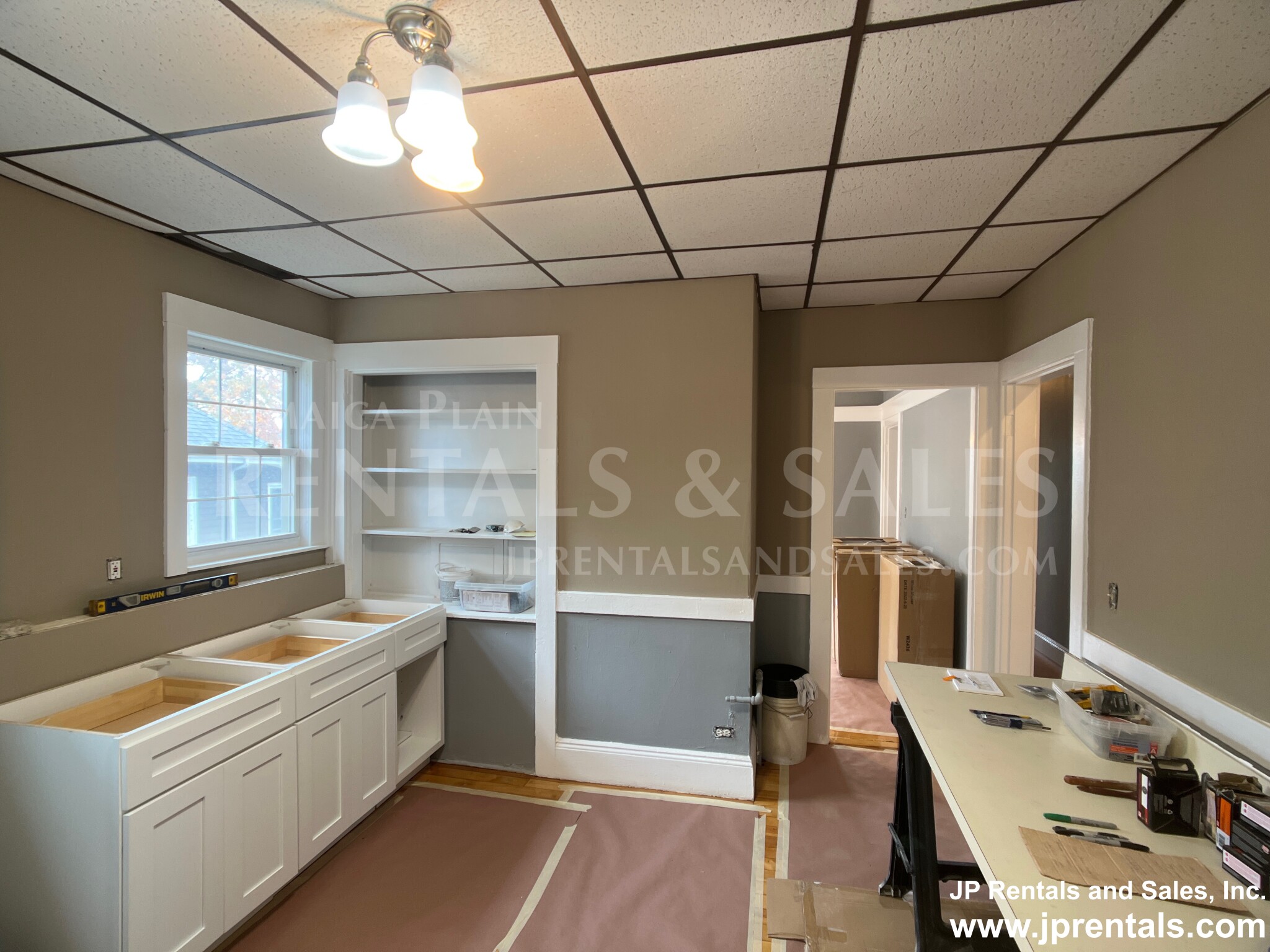 63 Manthorne Rd, West Roxbury