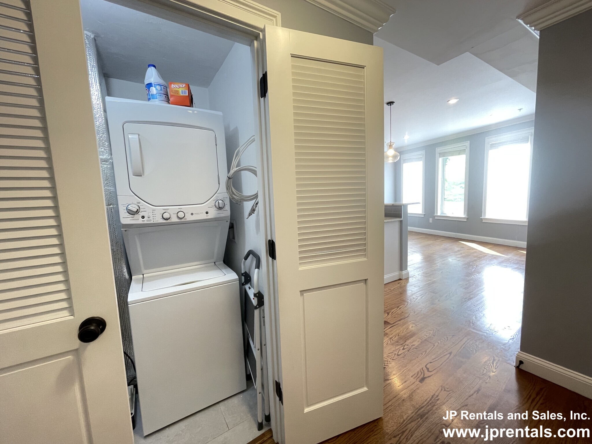 38 42 Hyde Park Ave, Jamaica Plain