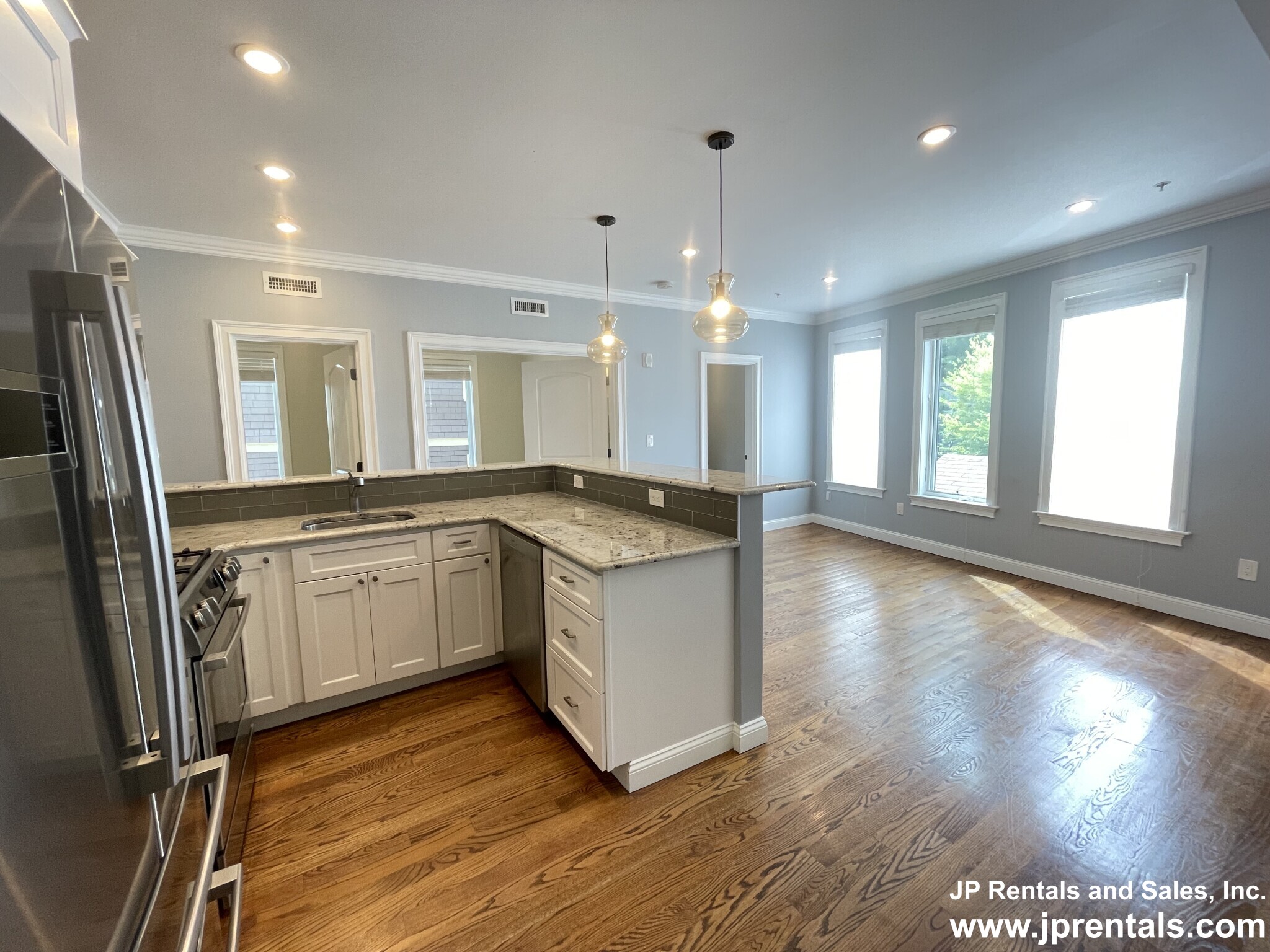 38 42 Hyde Park Ave, Jamaica Plain