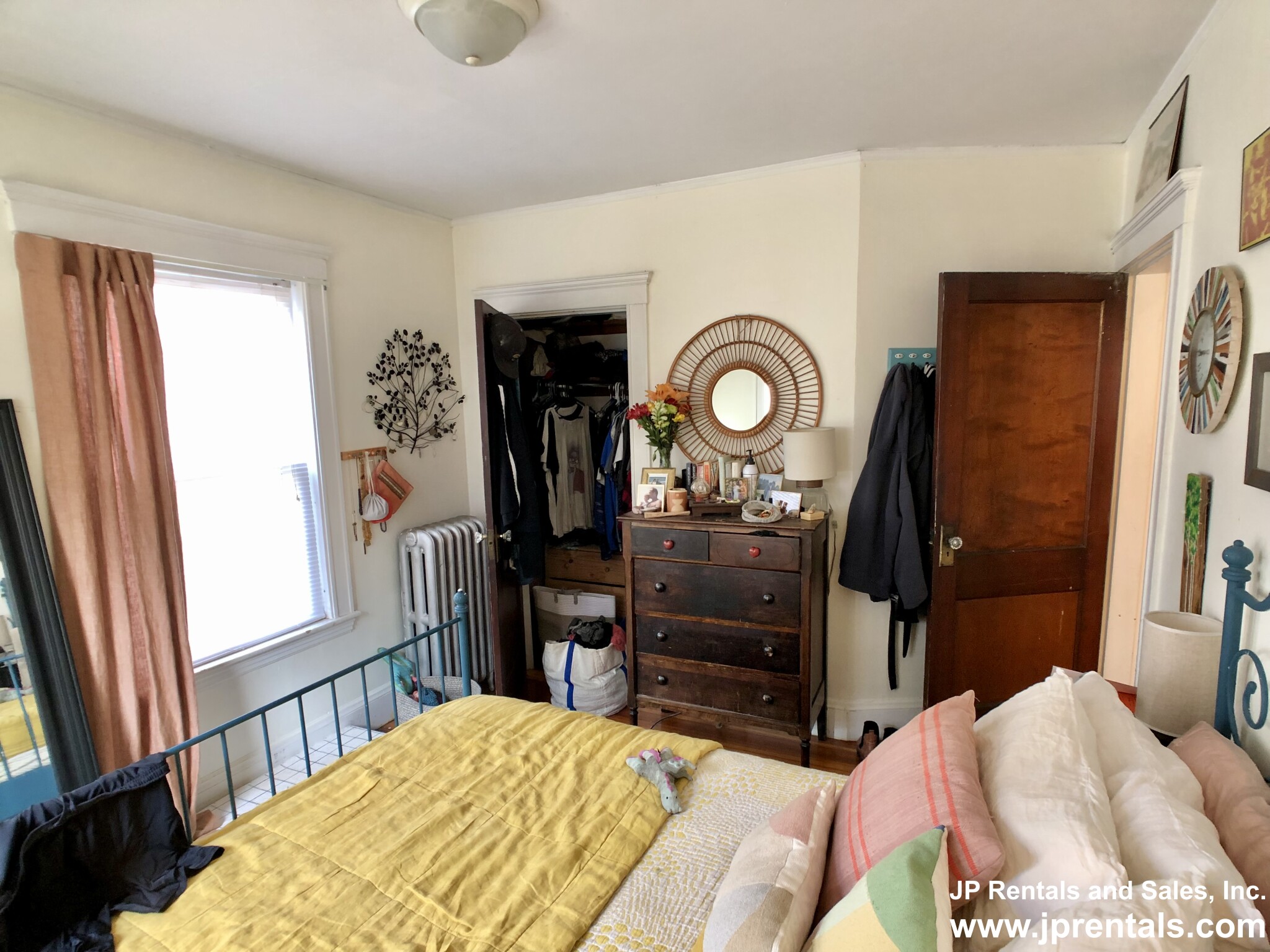 409 Huntington Ave, Jamaica Plain