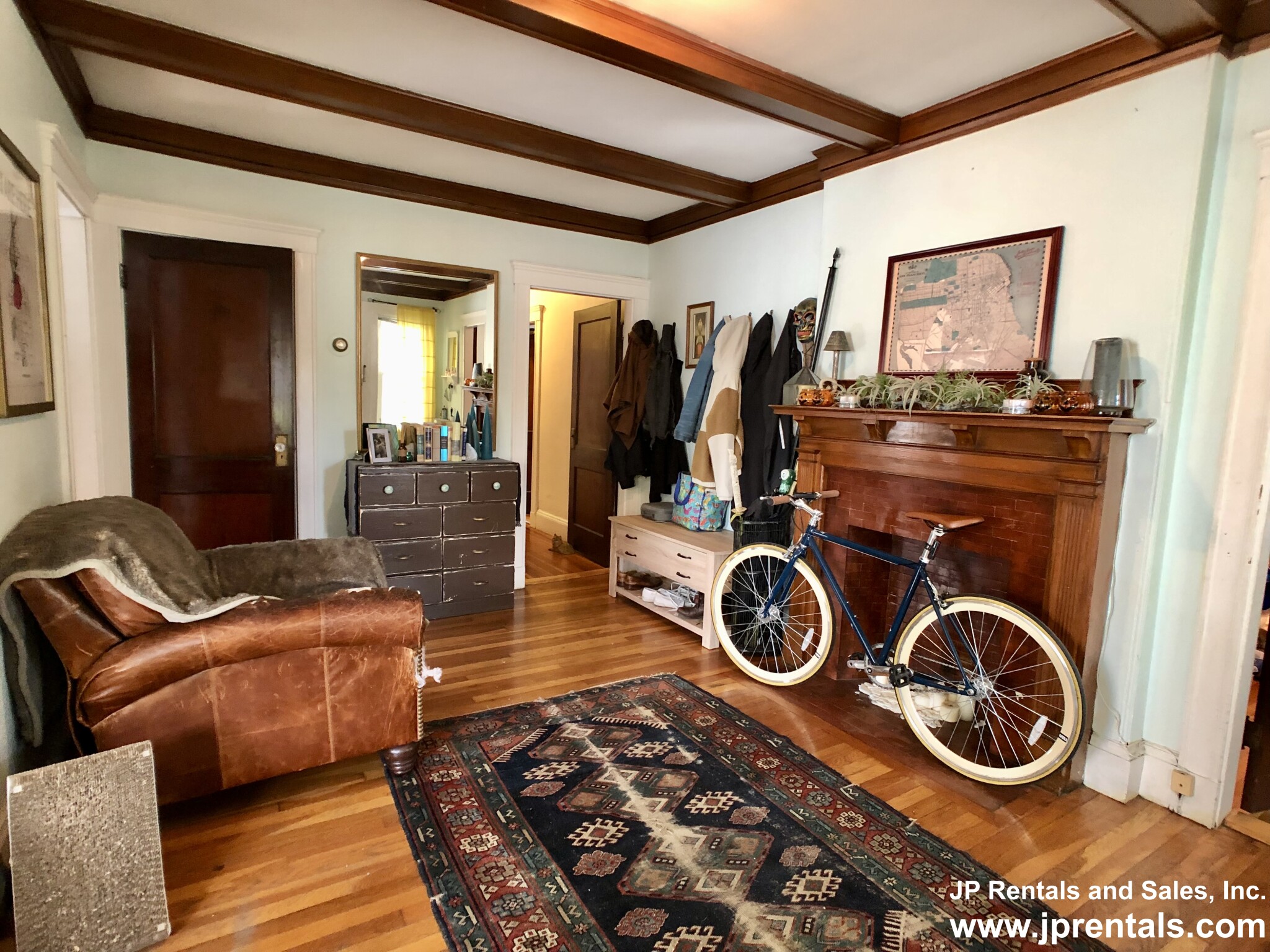 409 Huntington Ave, Jamaica Plain