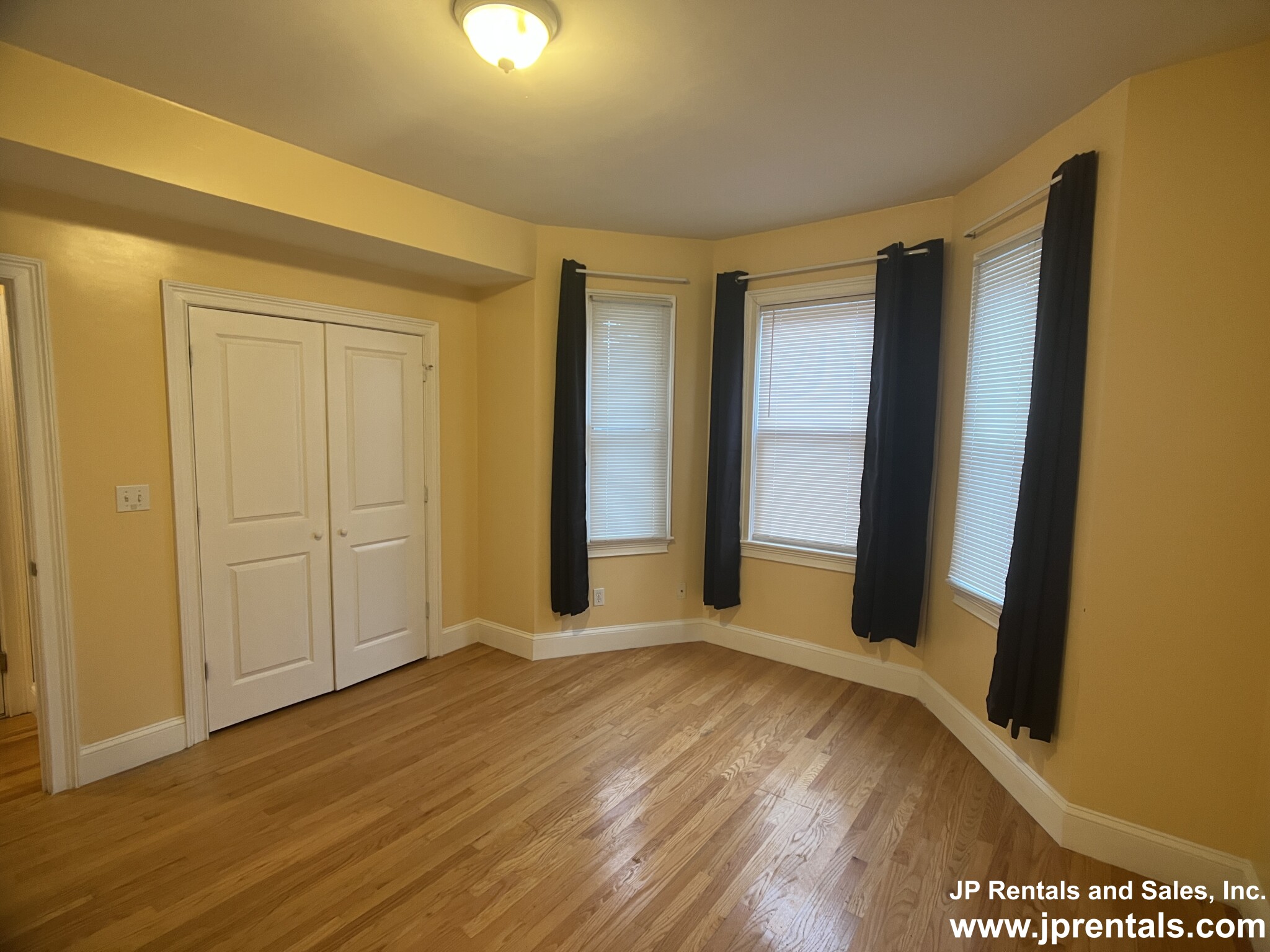 111 Heath St, Jamaica Plain