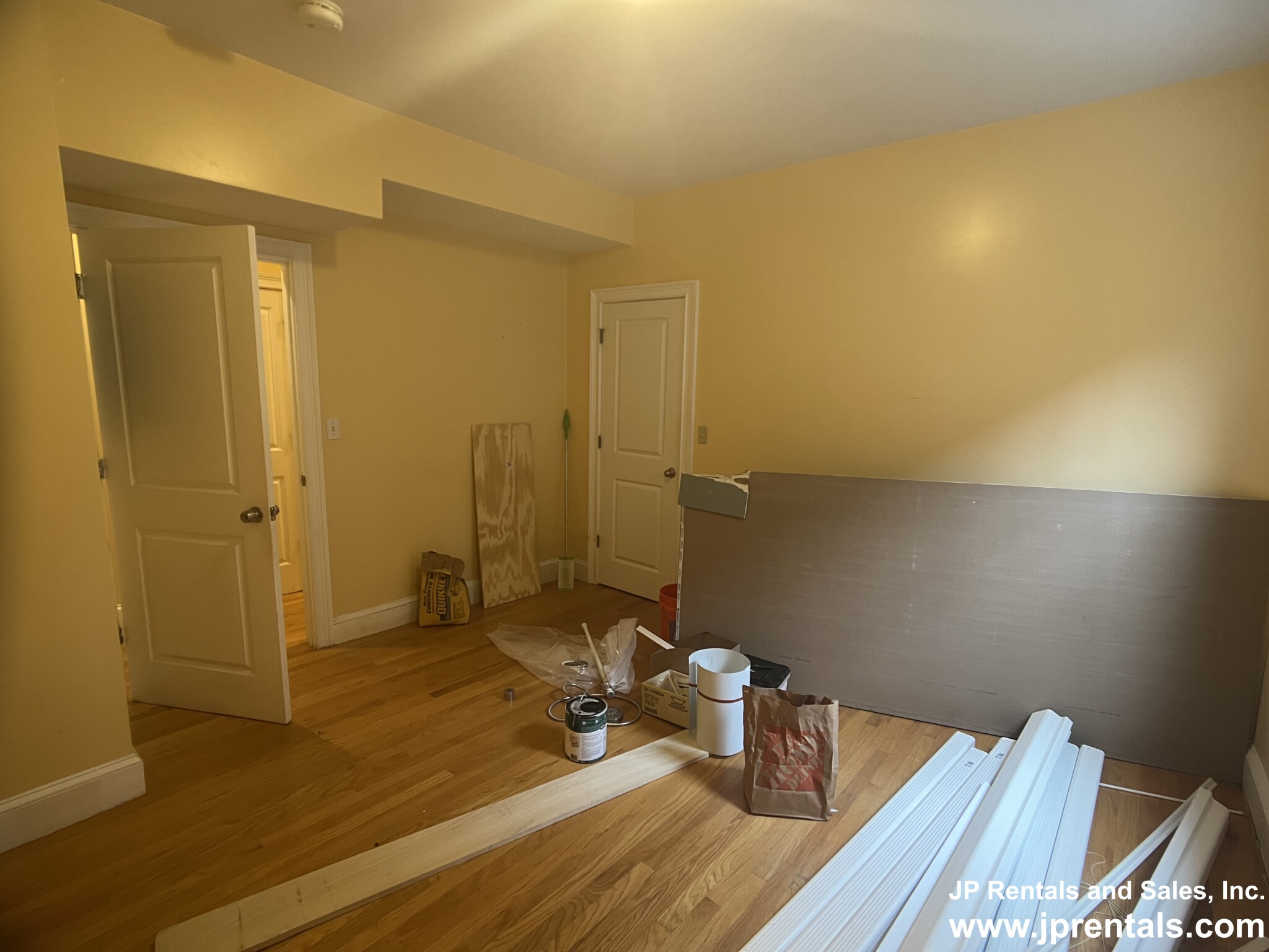 111 Heath St, Jamaica Plain