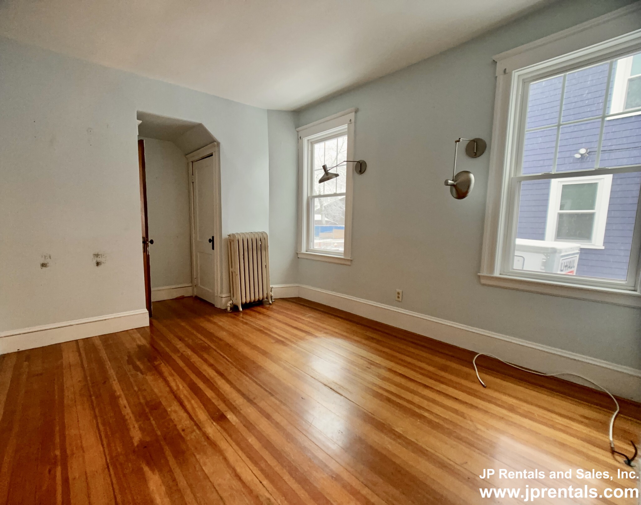 6 Archdale Rd, Roslindale