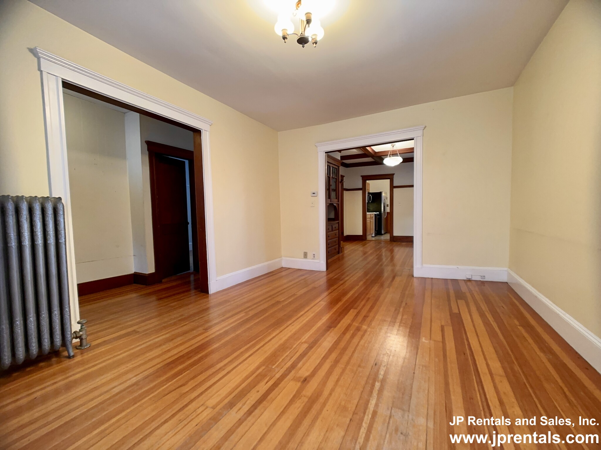 6 Archdale Rd, Roslindale