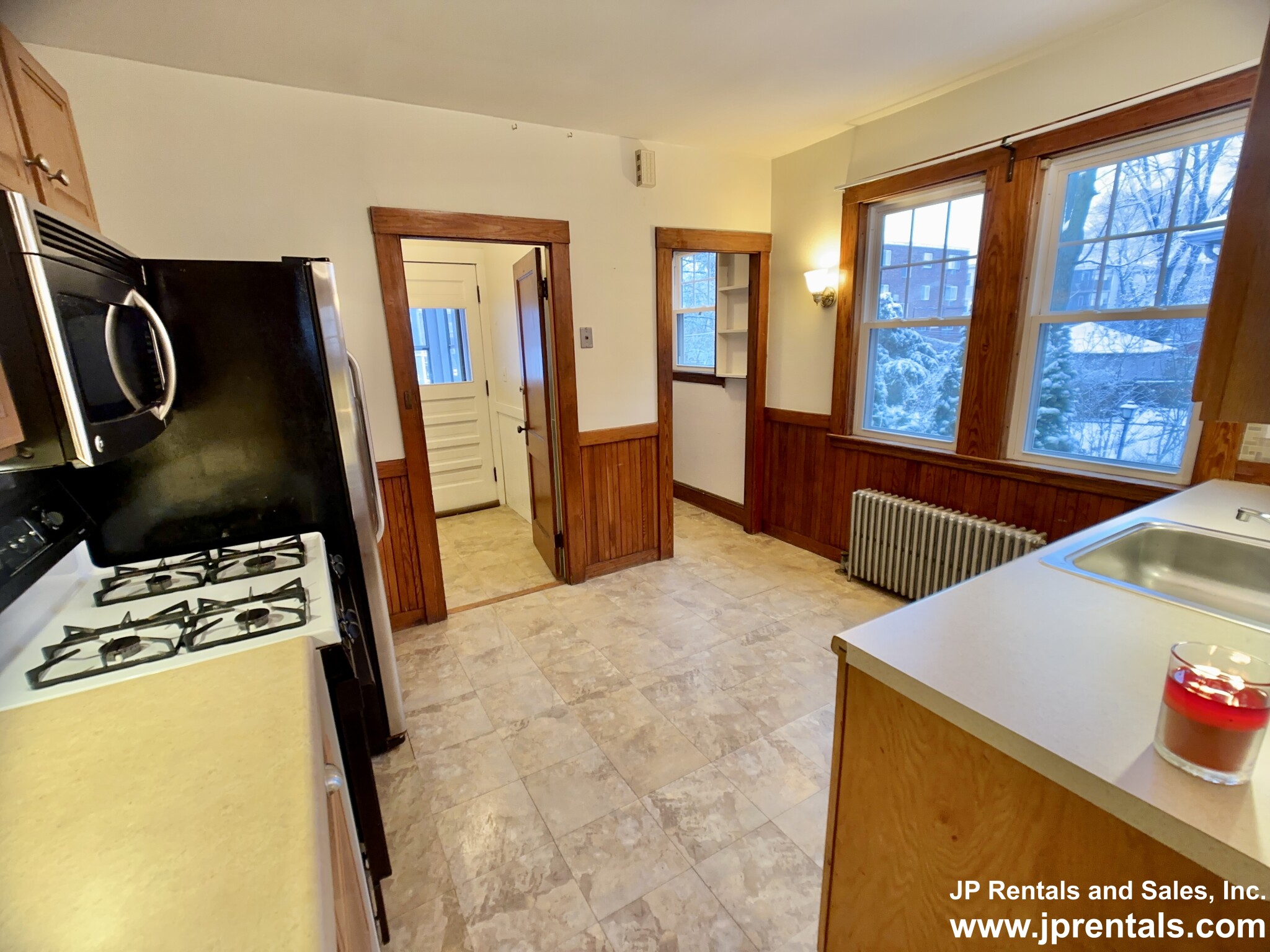 6 Archdale Rd, Roslindale