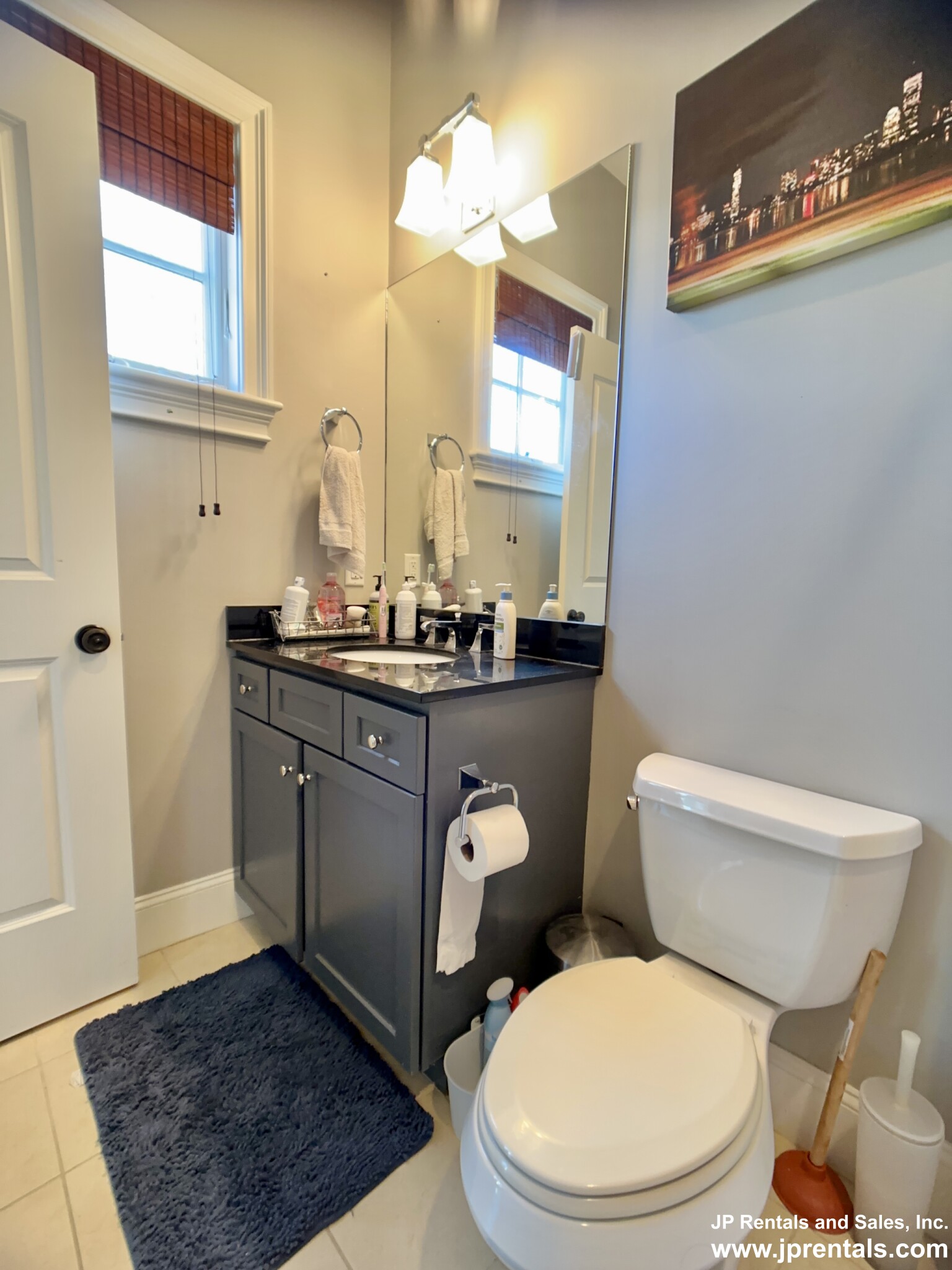 16A Meehan St, Jamaica Plain