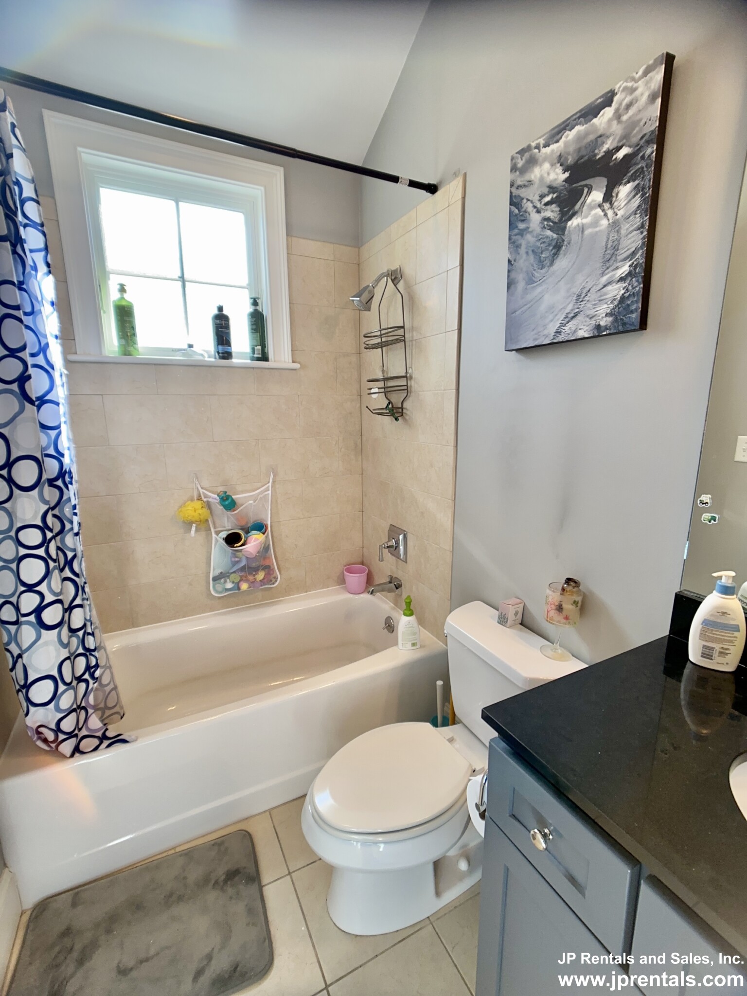 16A Meehan St, Jamaica Plain