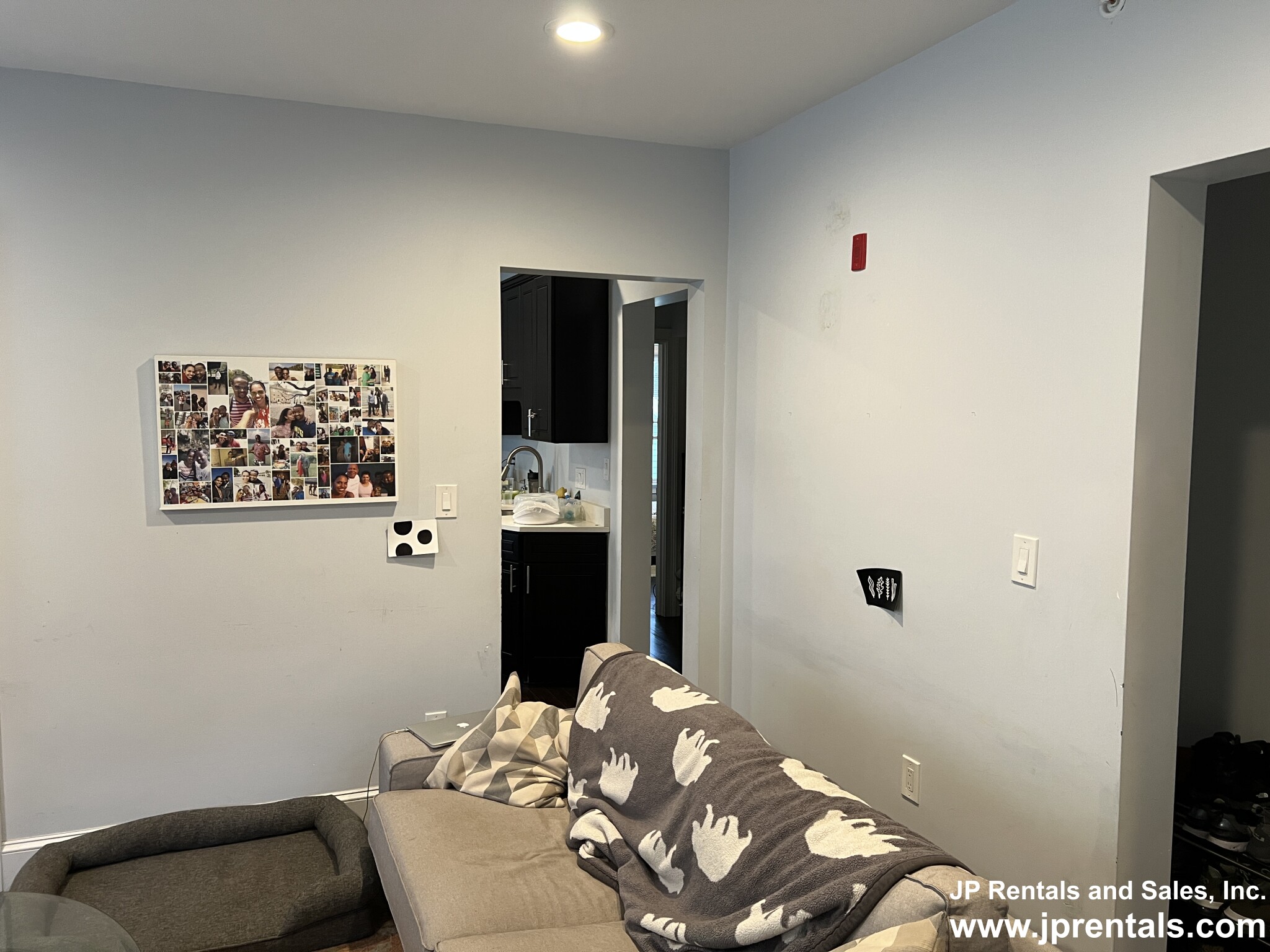 74 Weld Hill St, Jamaica Plain