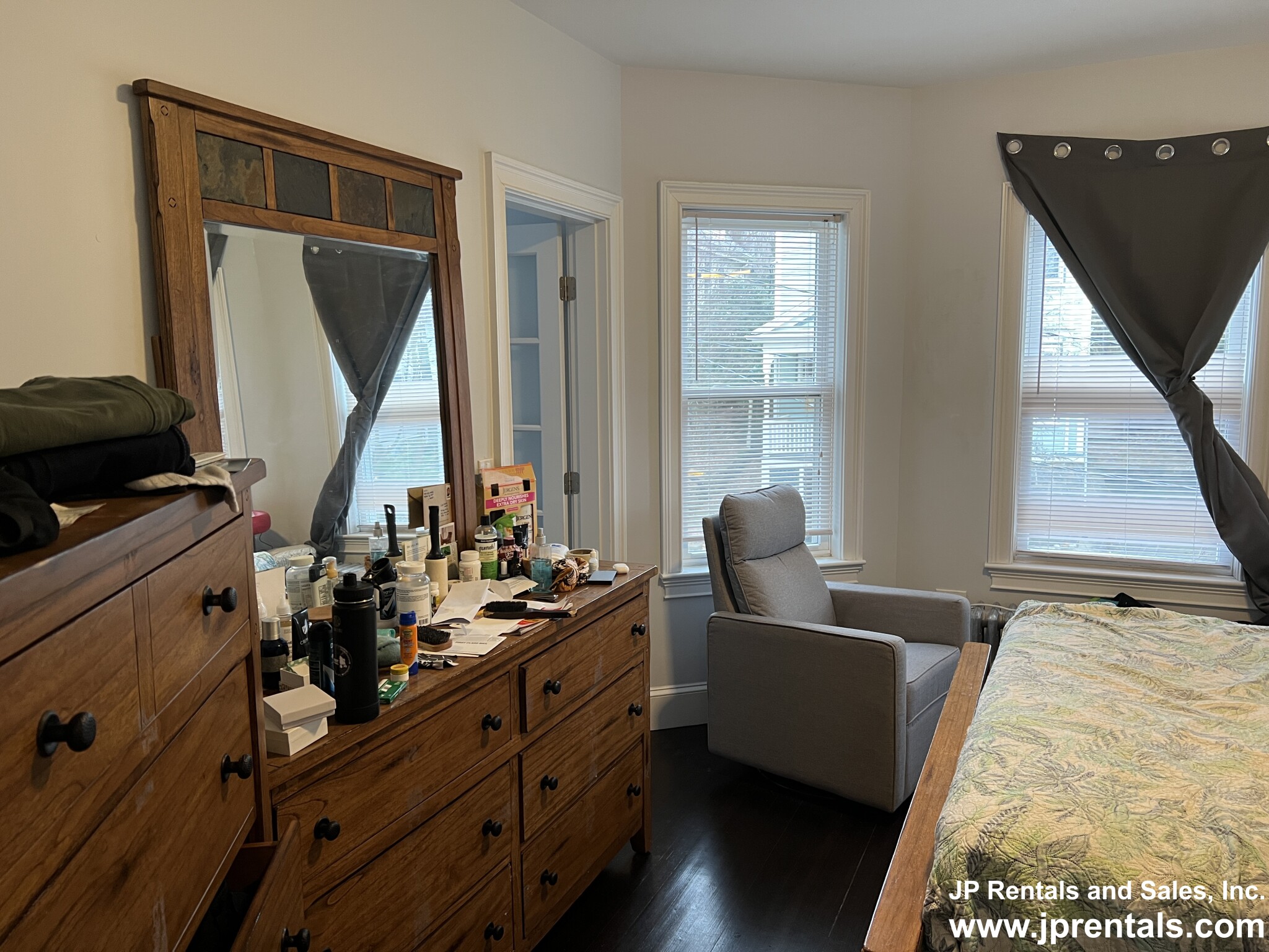 74 Weld Hill St, Jamaica Plain