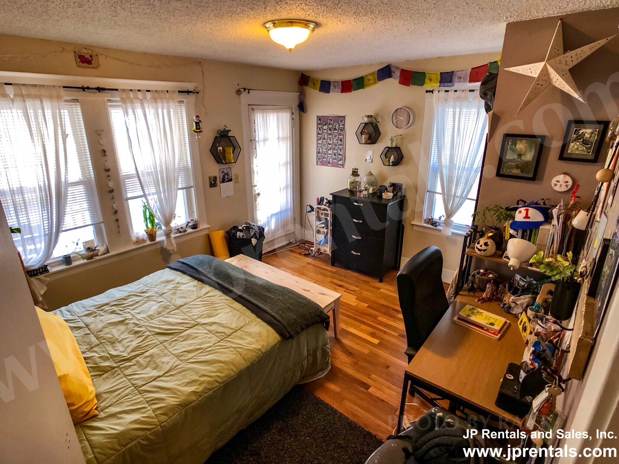 151 Forest Hills St, Jamaica Plain