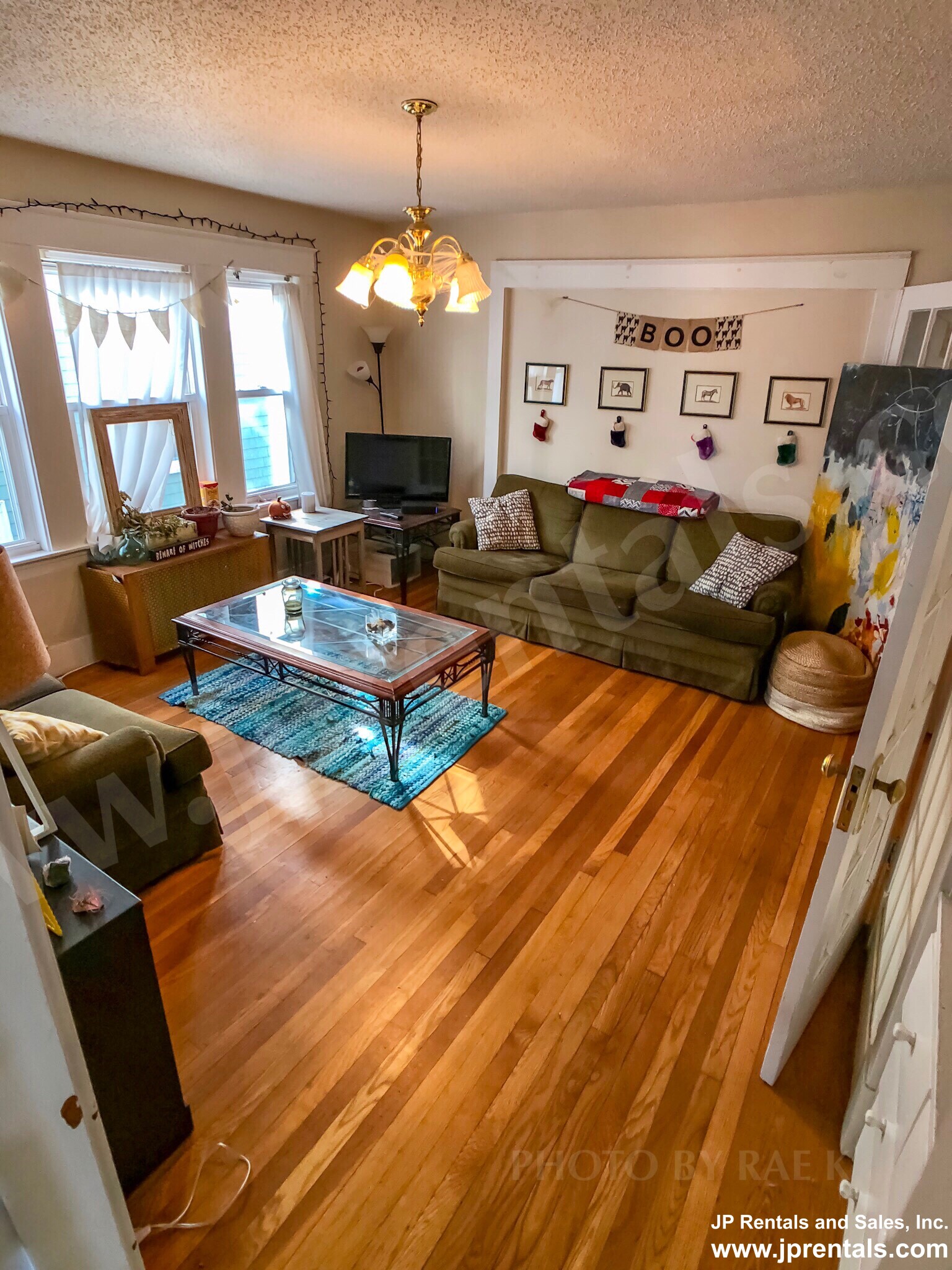 151 Forest Hills St, Jamaica Plain