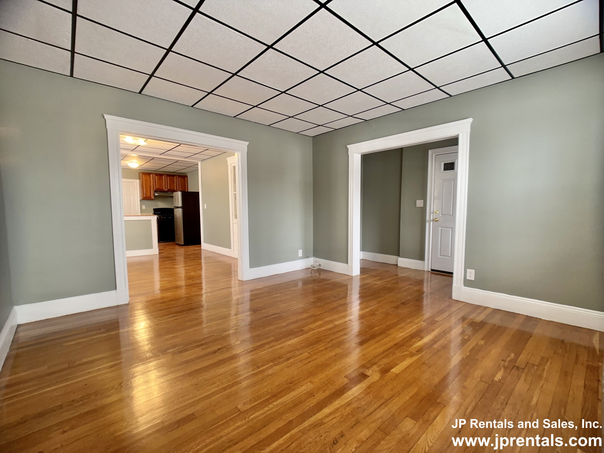 4615 Washington St, Roslindale