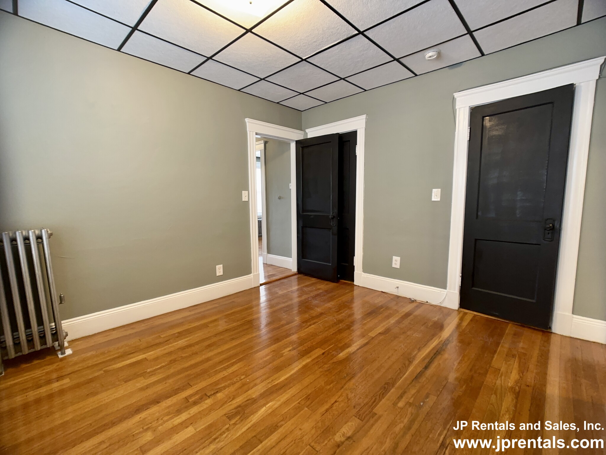 4615 Washington St, Roslindale