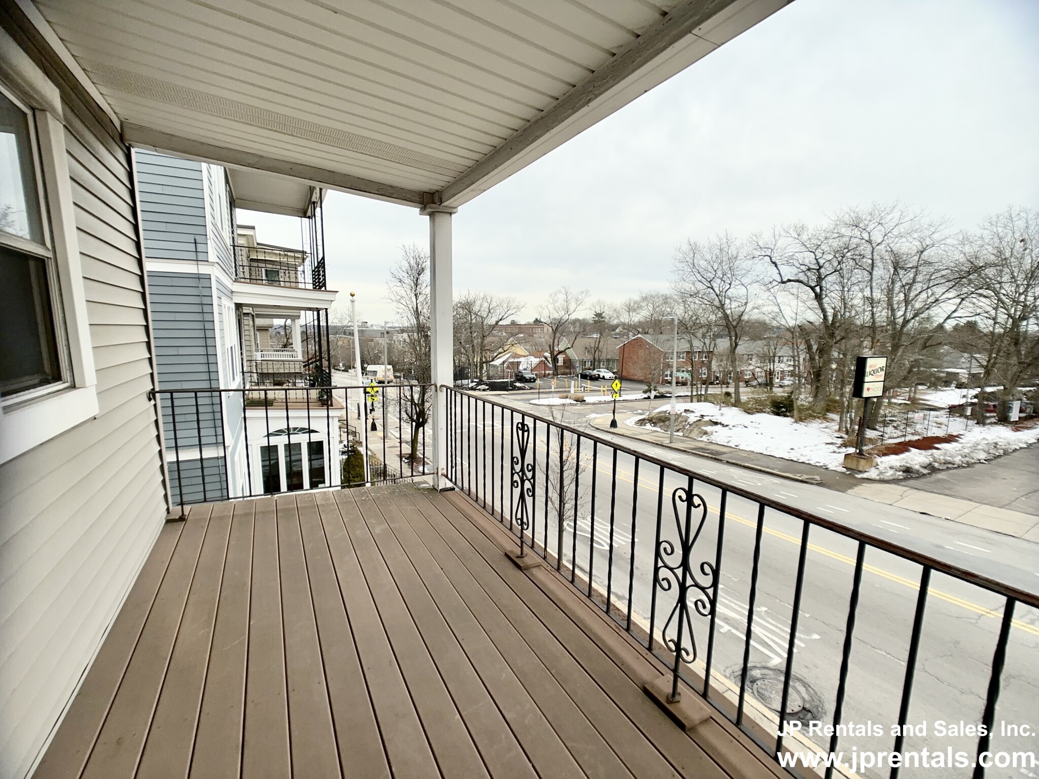 4615 Washington St, Roslindale