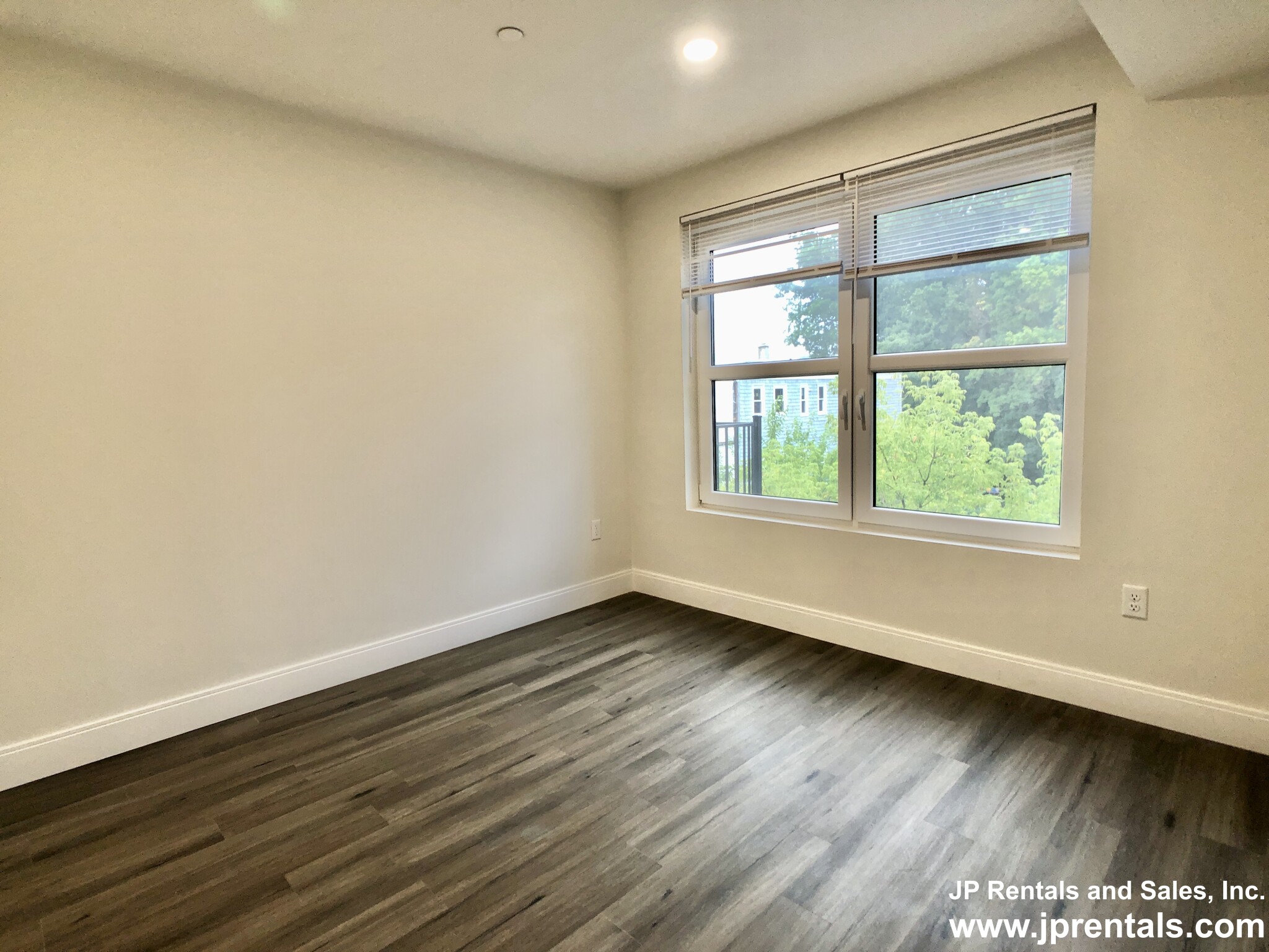 50 Stedman St, Jamaica Plain