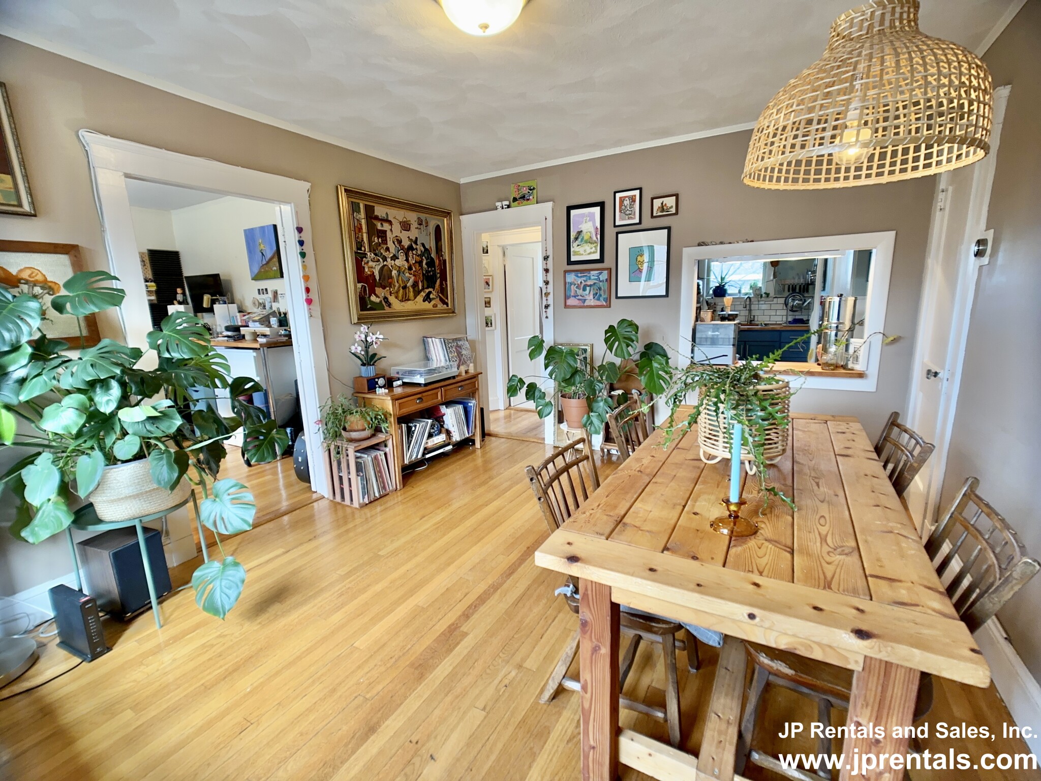 140 Arborway, Jamaica Plain