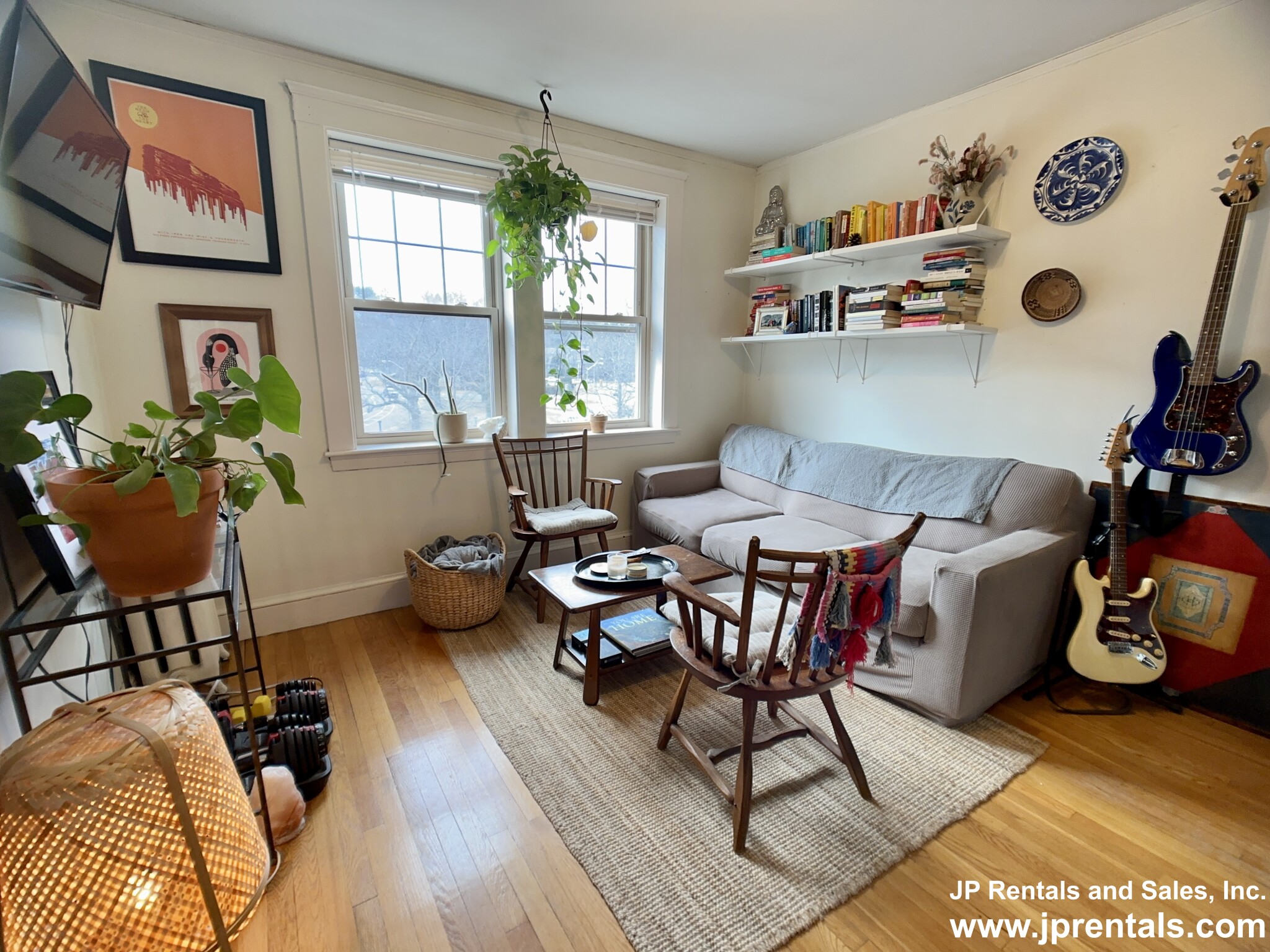 140 Arborway, Jamaica Plain