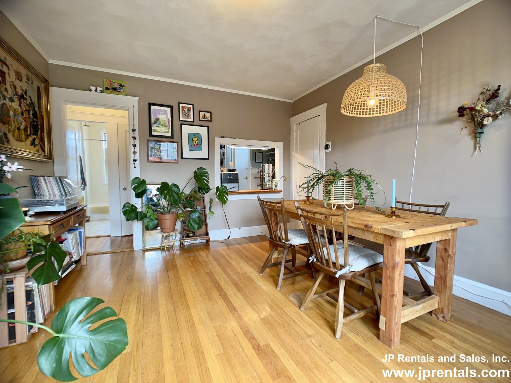 140 Arborway, Jamaica Plain