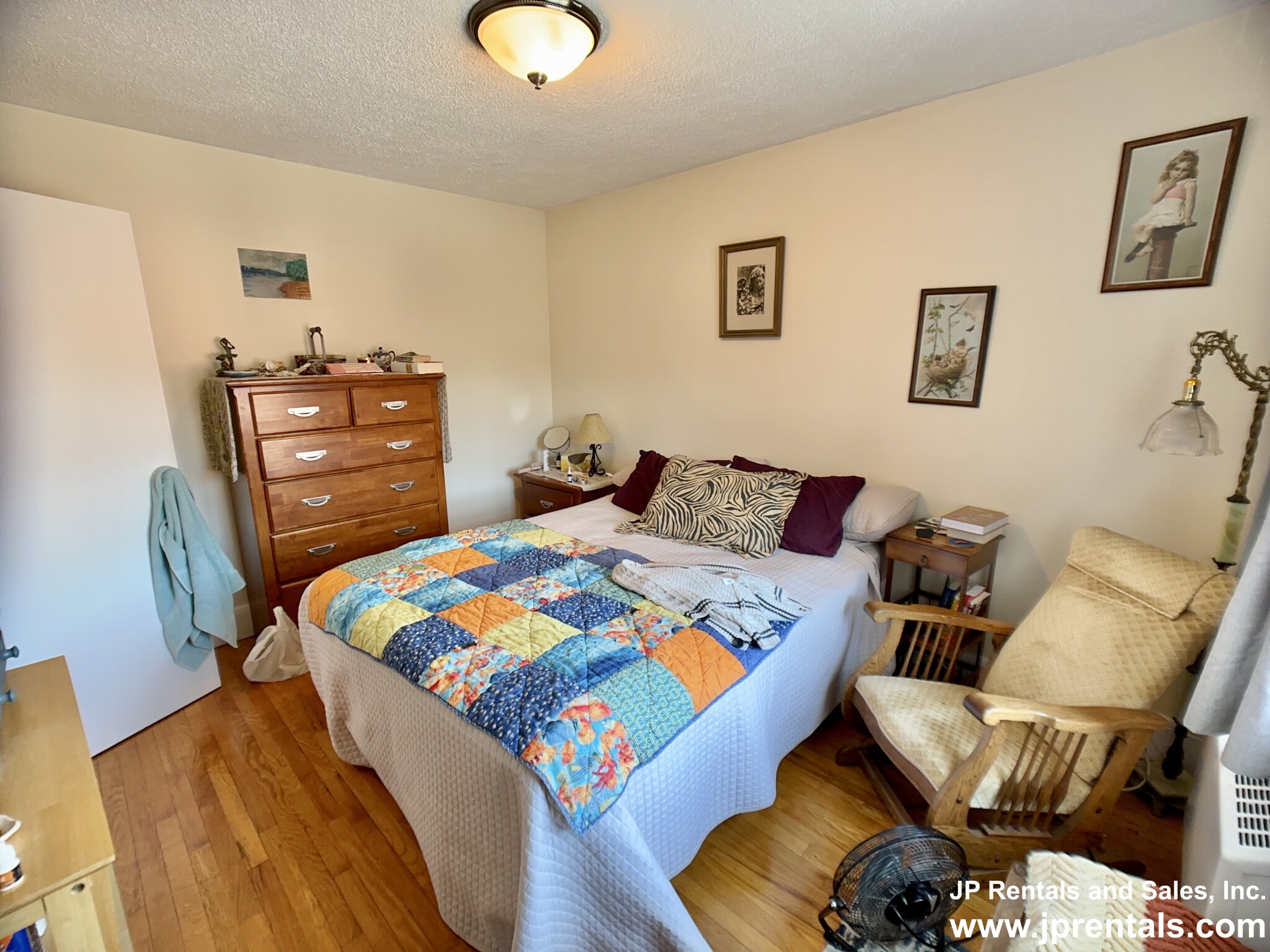 4 Dunning Way, Jamaica Plain