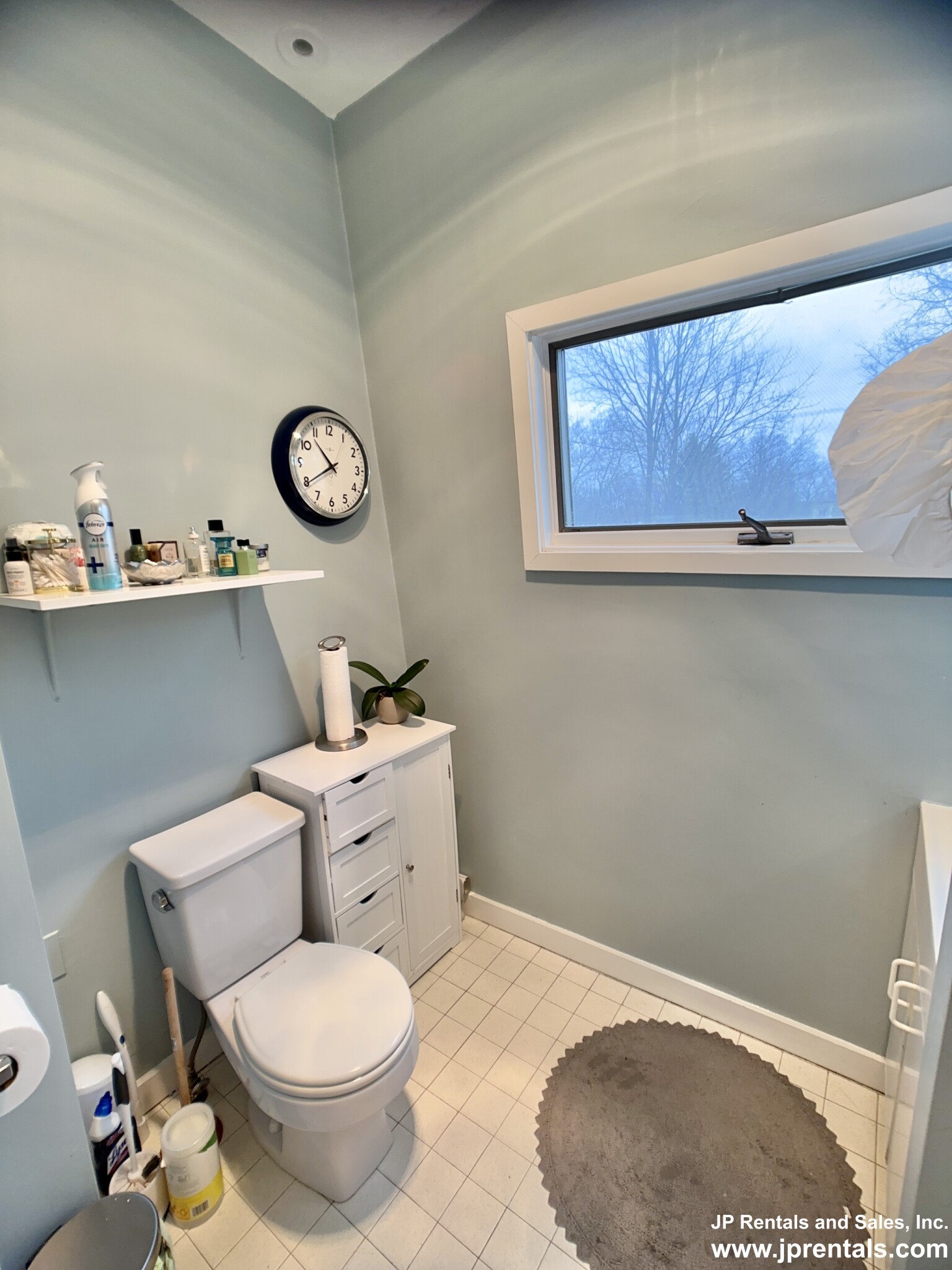 35 Burroughs St, Jamaica Plain