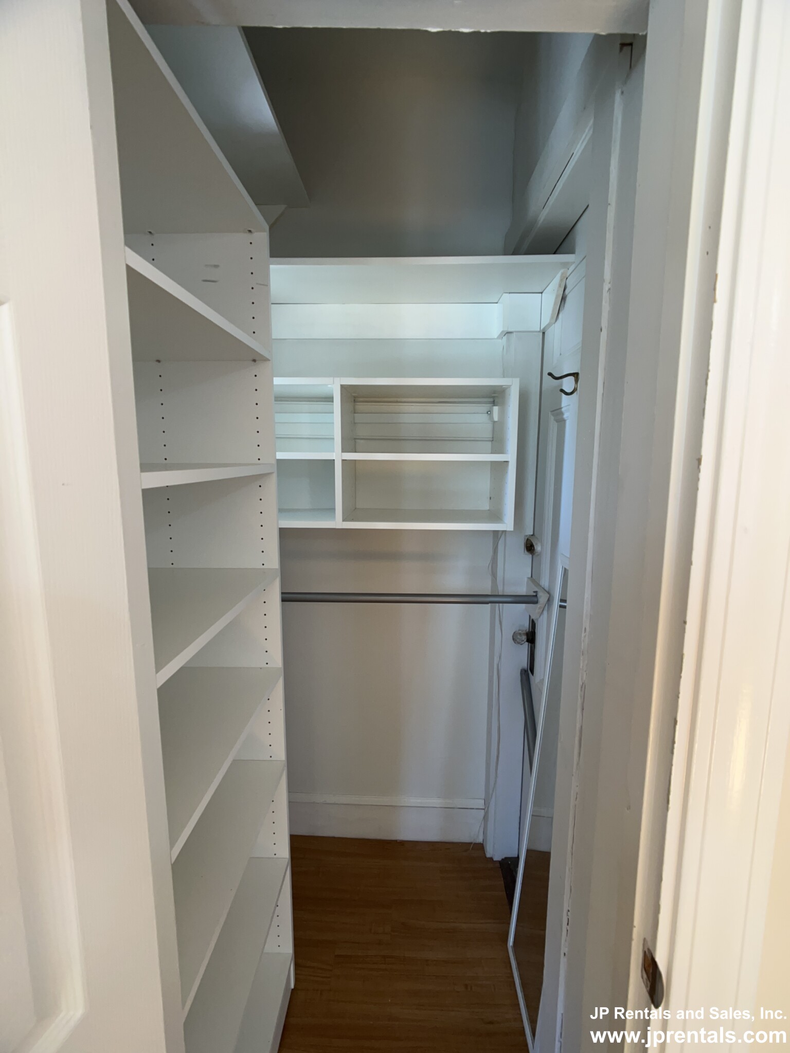 25 Dwight St, Coolidge Corner