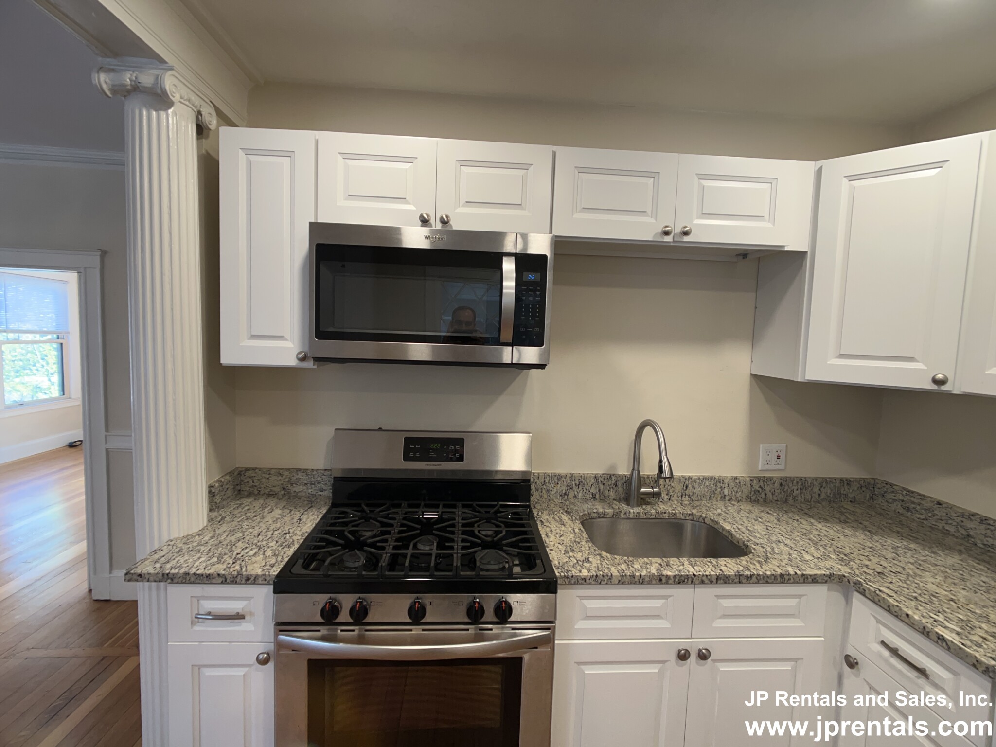 25 Dwight St, Coolidge Corner