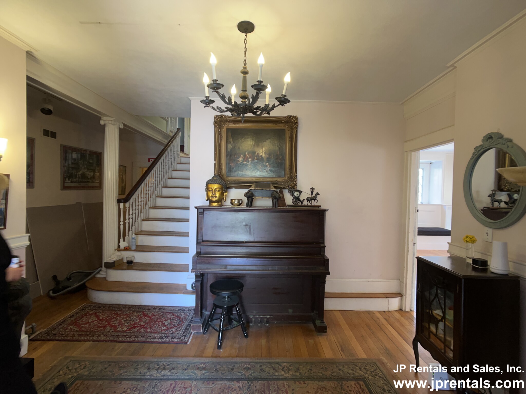 25 Dwight St, Coolidge Corner