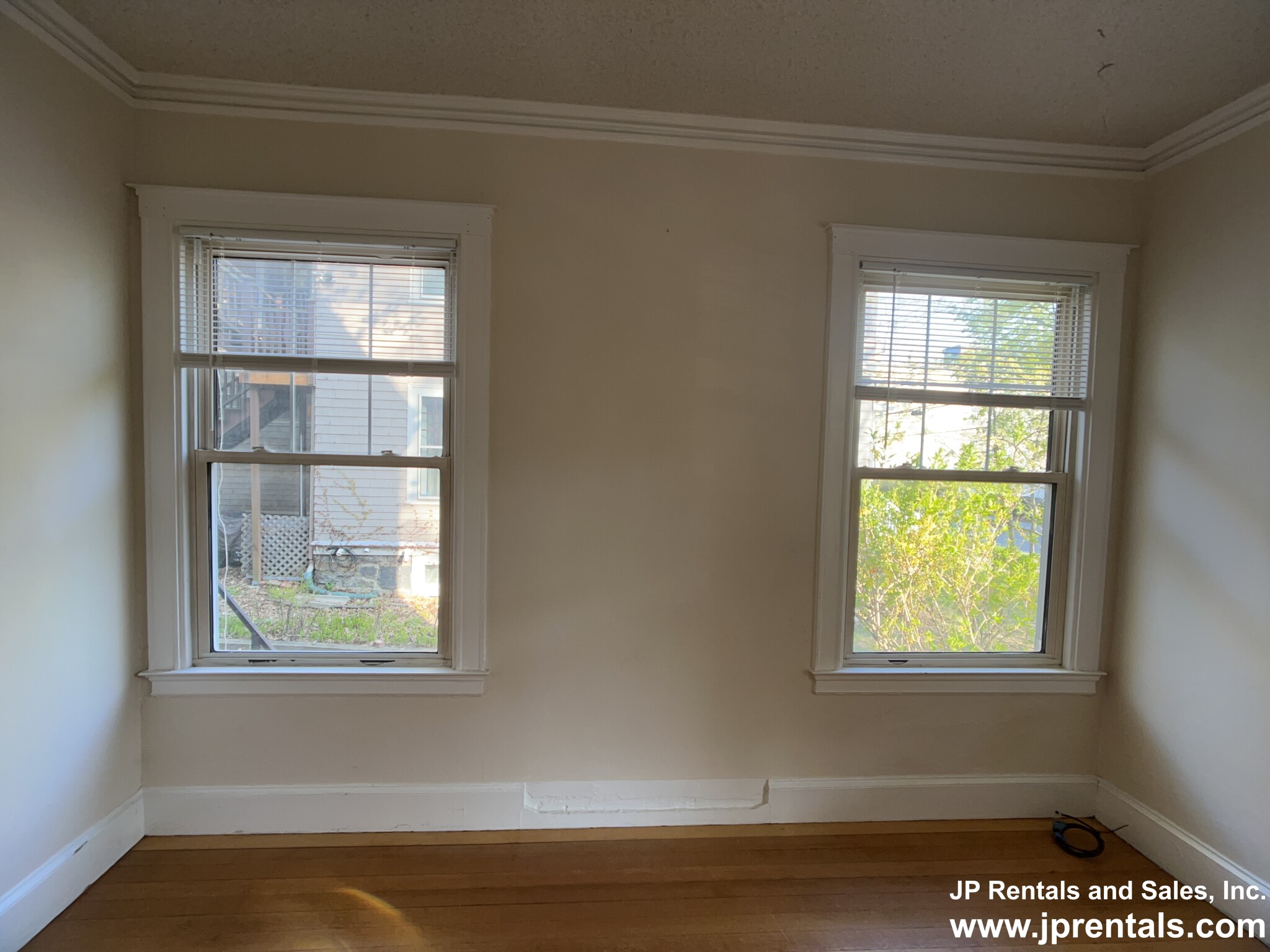 25 Dwight St, Coolidge Corner