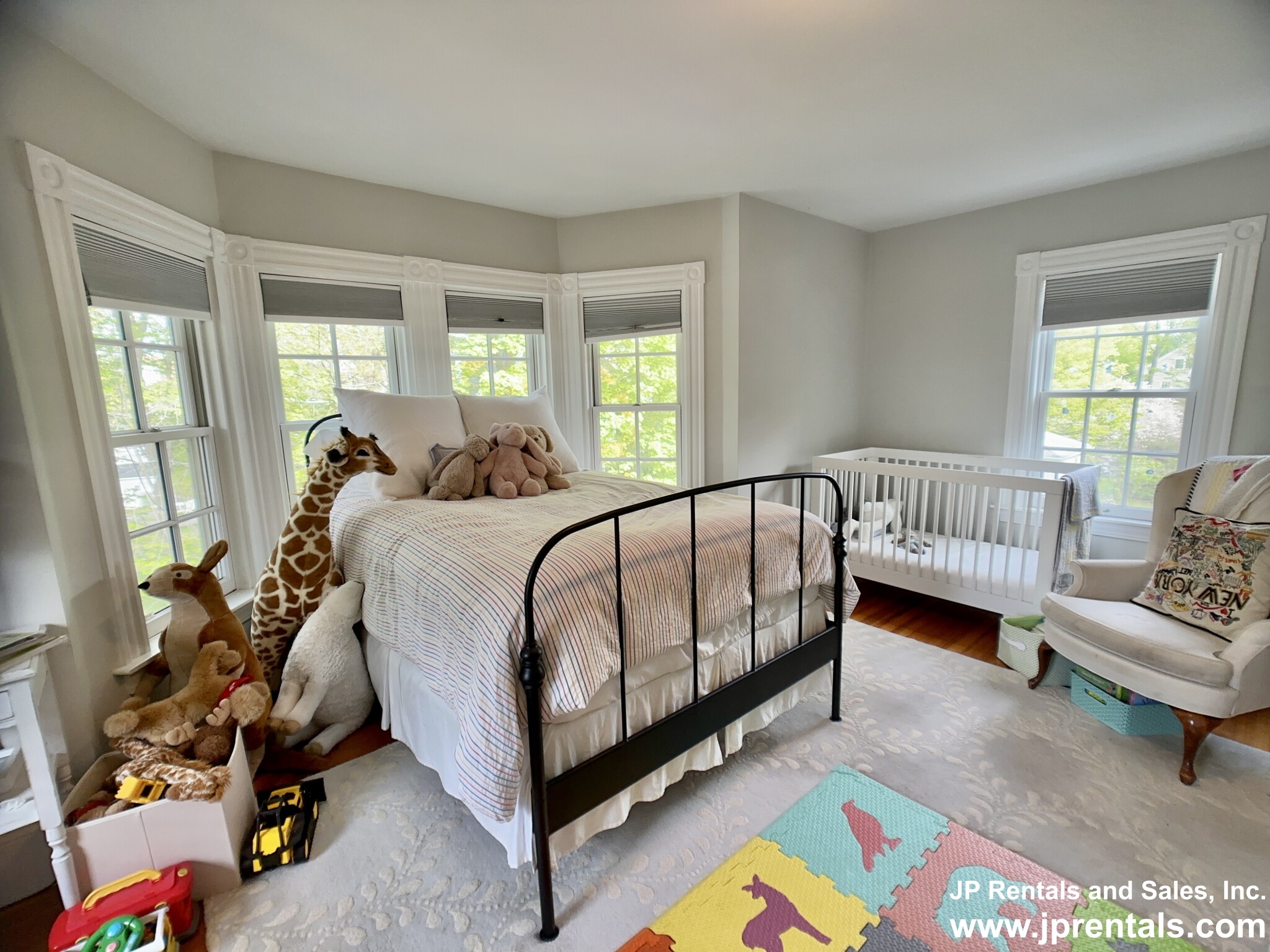 258 Pond St, Jamaica Plain