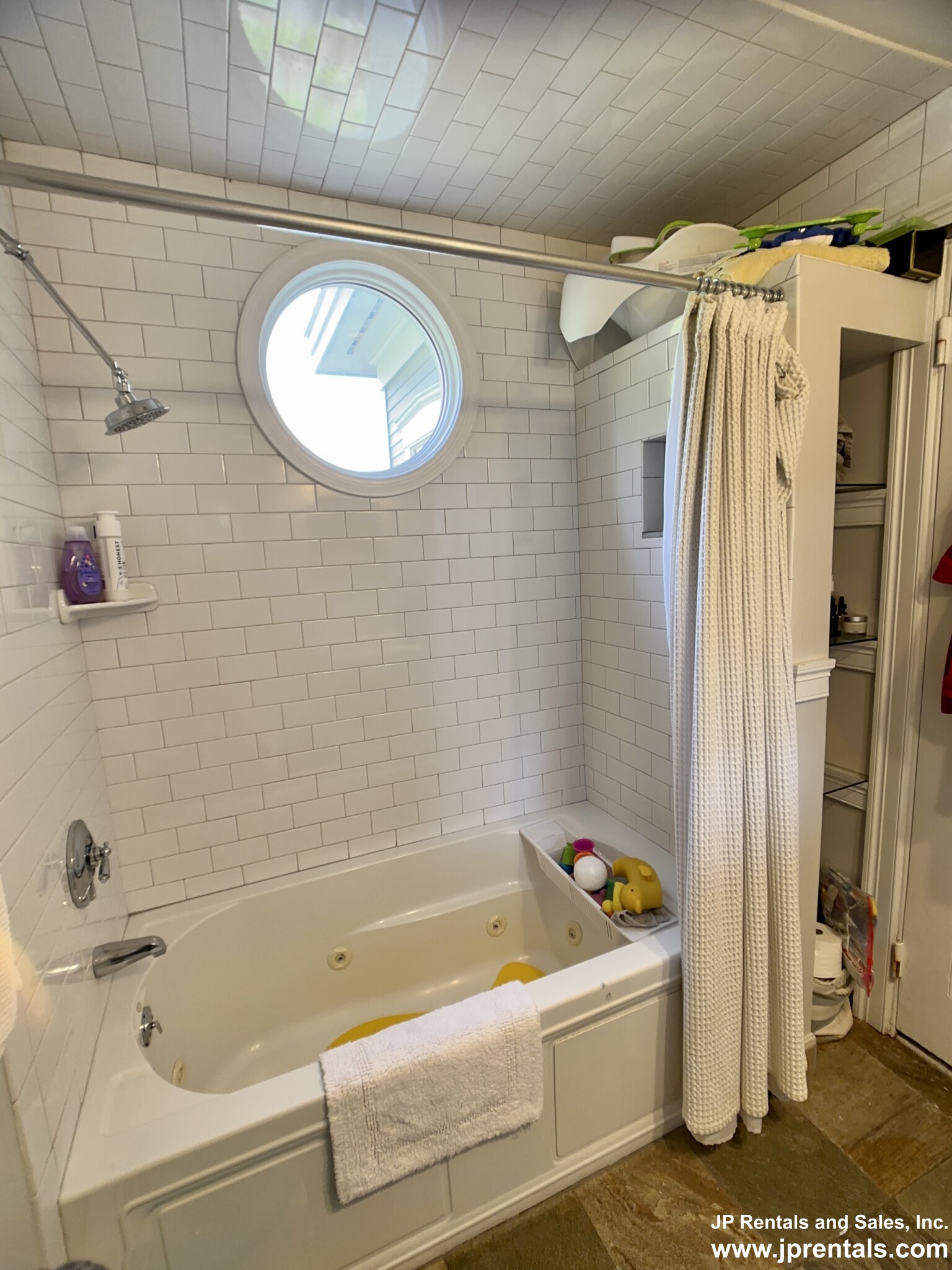 258 Pond St, Jamaica Plain