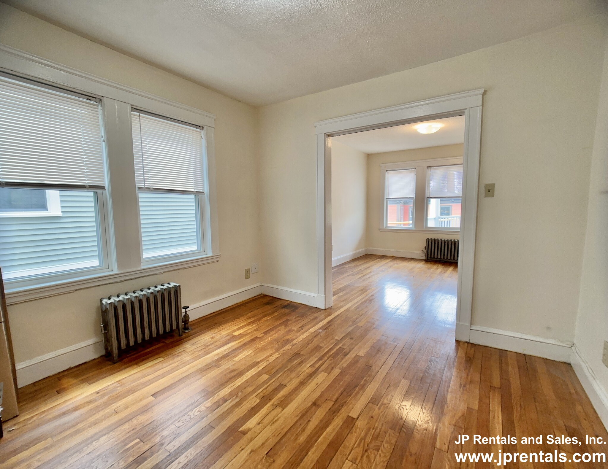 11 Segel St, Jamaica Plain