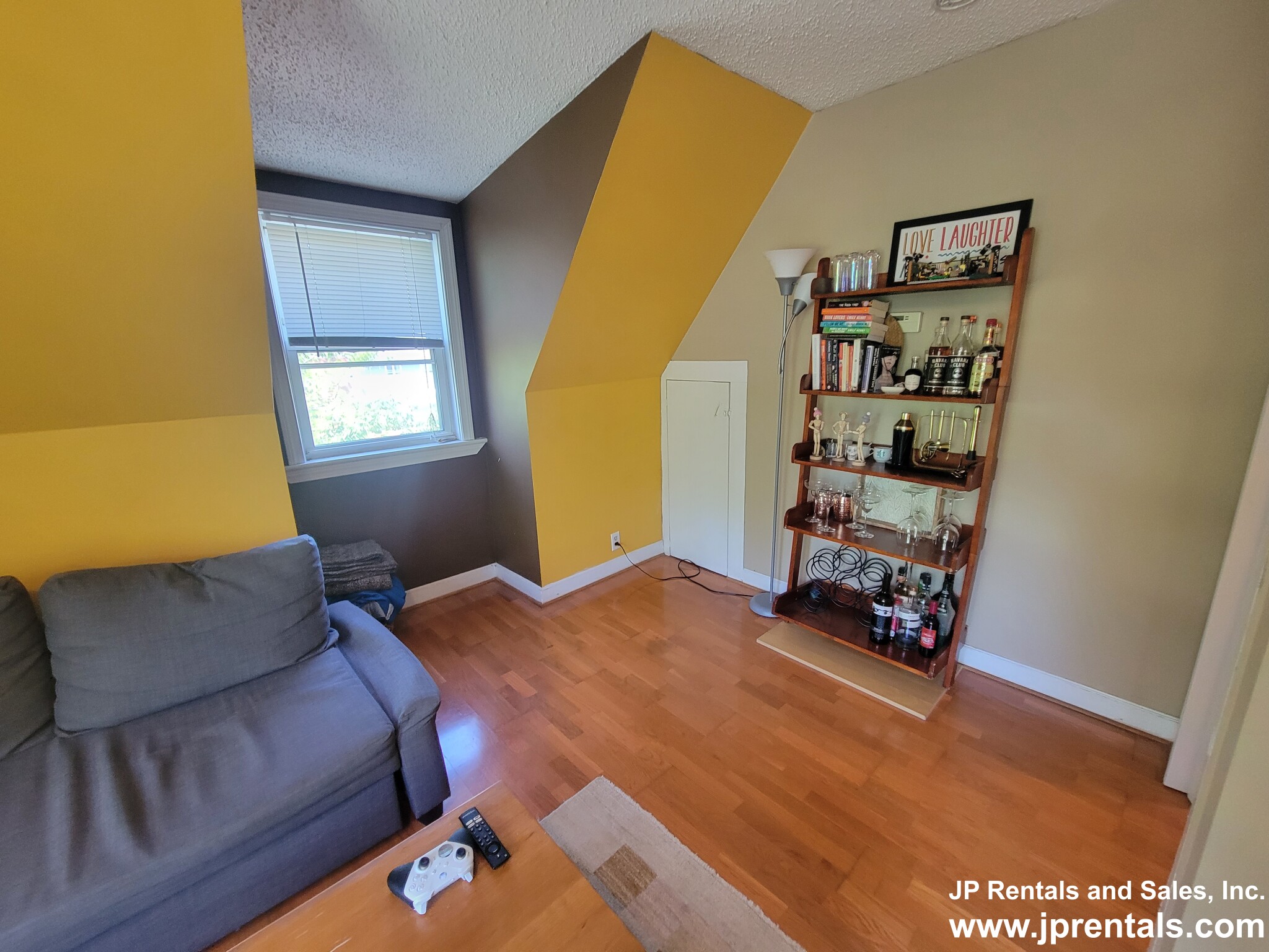 51 Cornwall St, Jamaica Plain