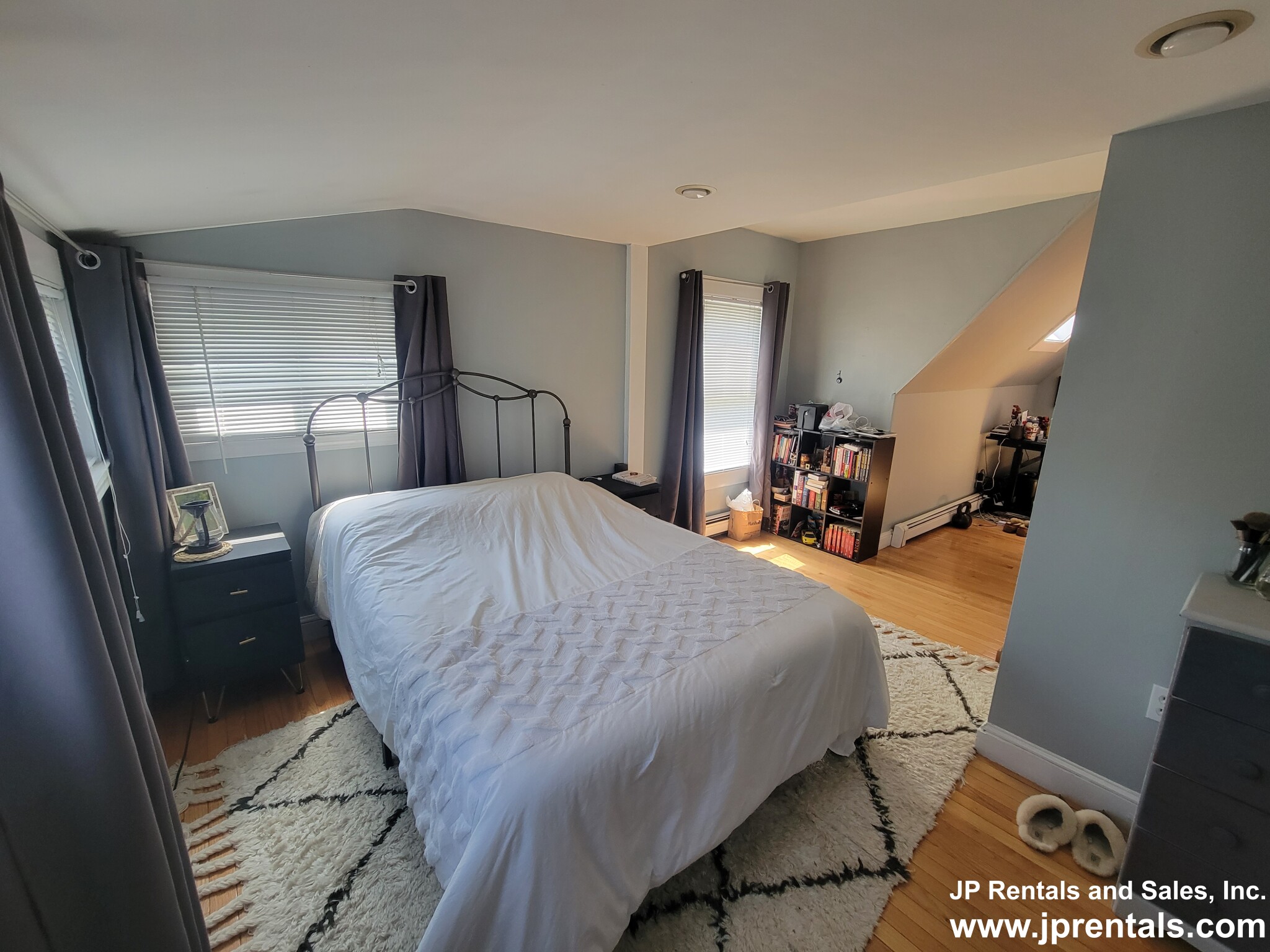 51 Cornwall St, Jamaica Plain