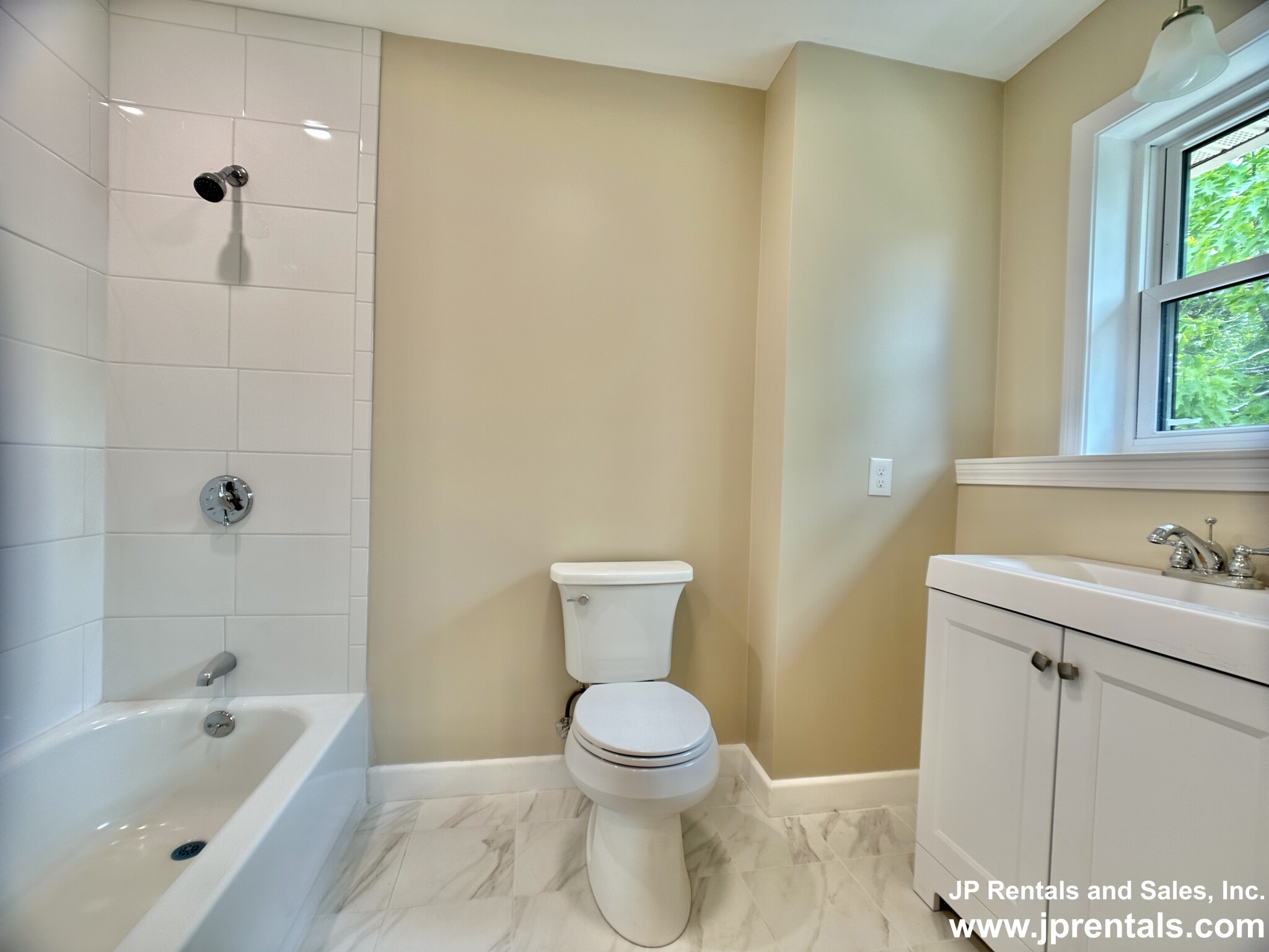 9 Jamaicaway Ct, Jamaica Plain