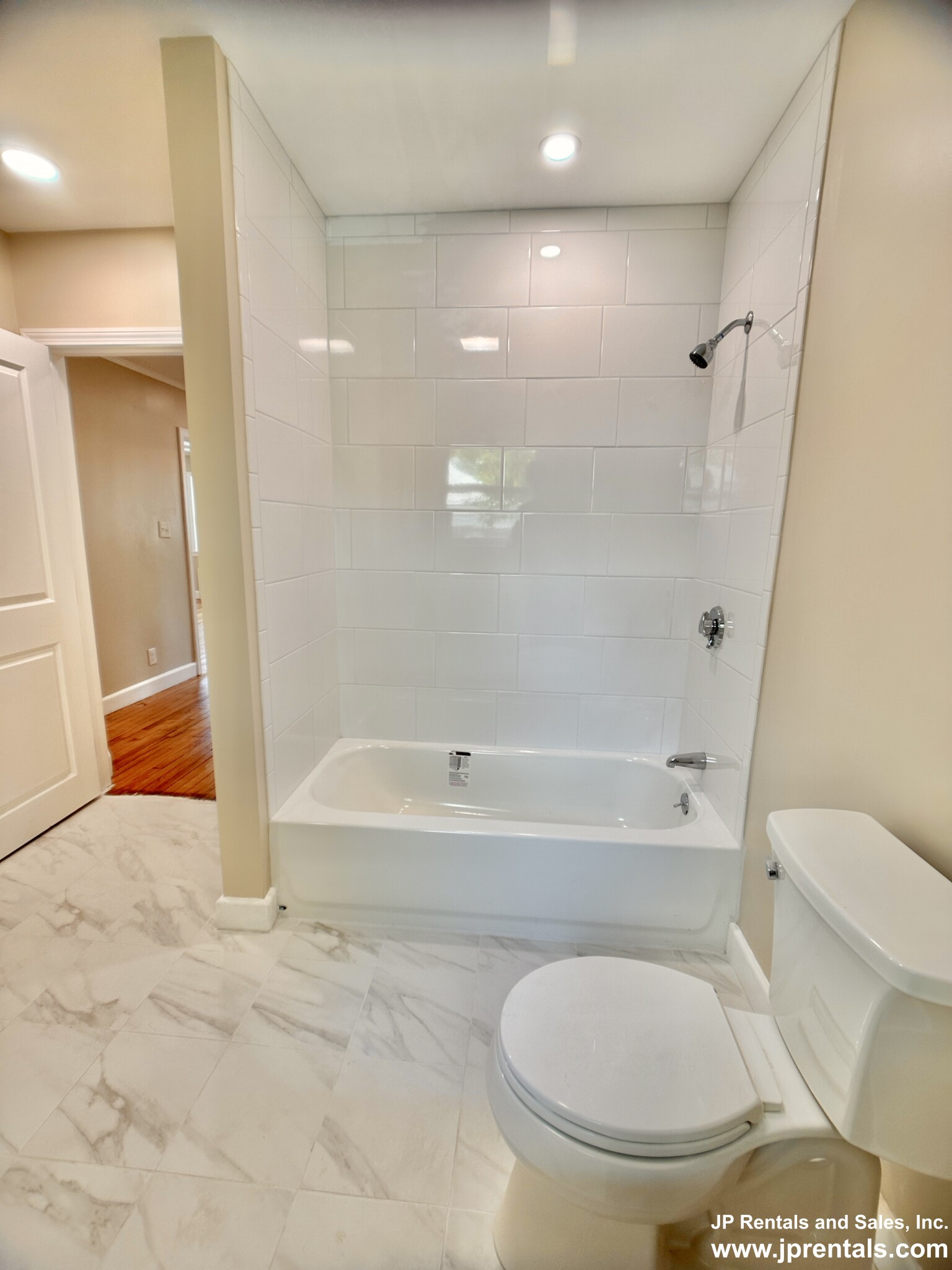 9 Jamaicaway Ct, Jamaica Plain