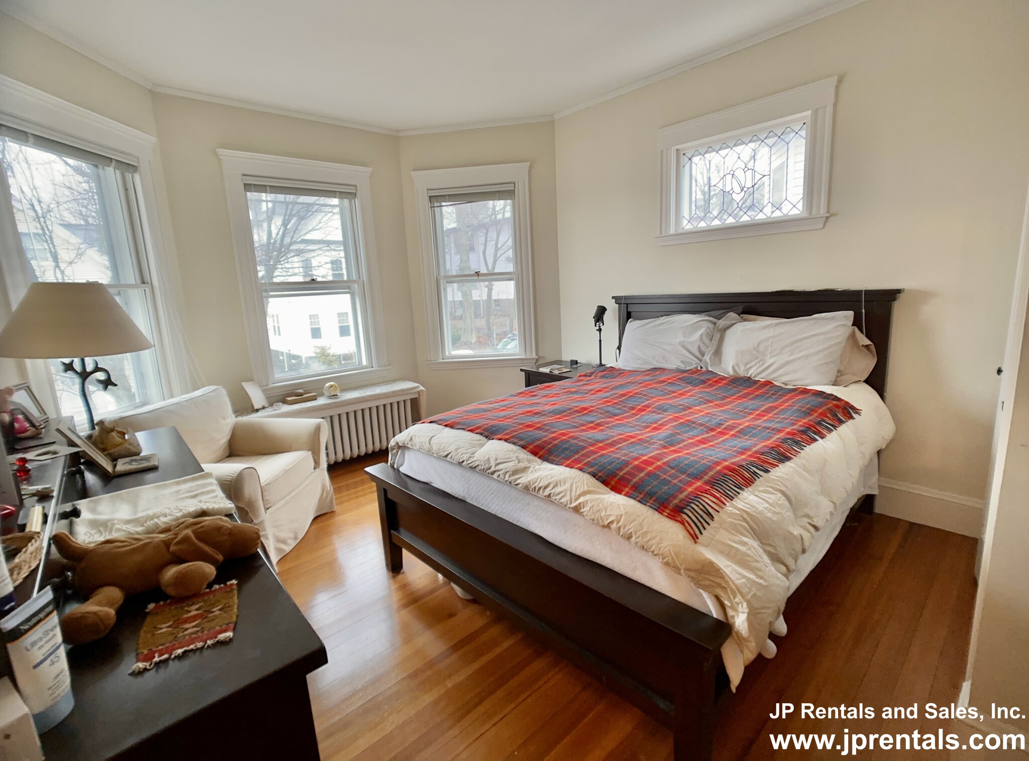 47 Ainsworth St, Roslindale