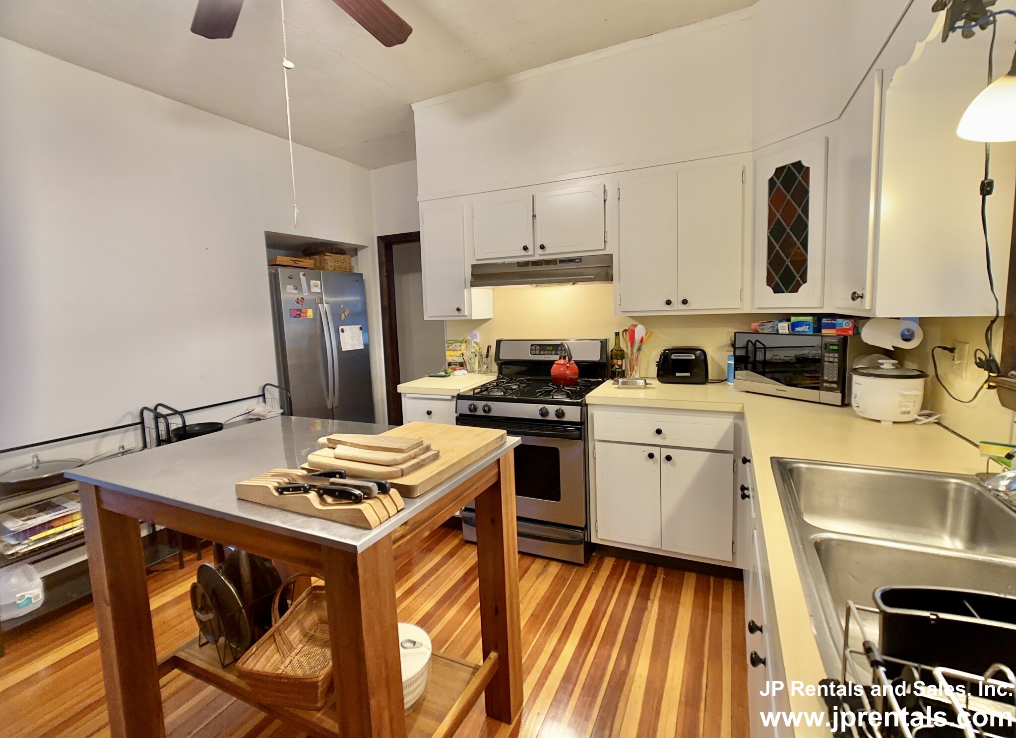 47 Ainsworth St, Roslindale