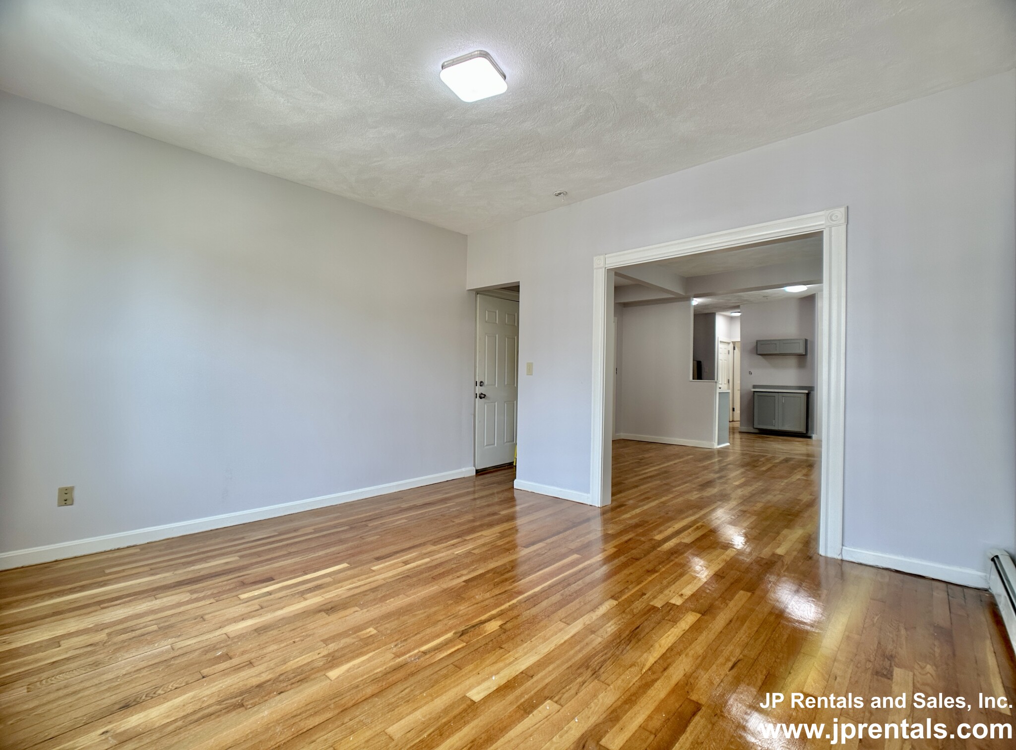 39 Boynton St, Jamaica Plain